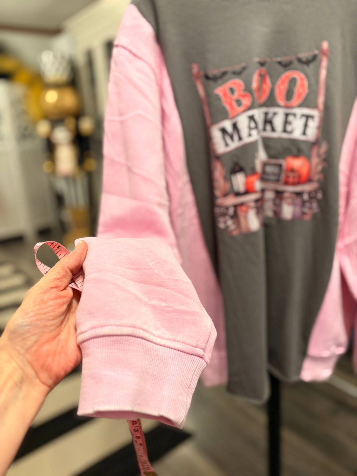 Boo Market Sweatshirt Tee One Size Fits a Small to XL