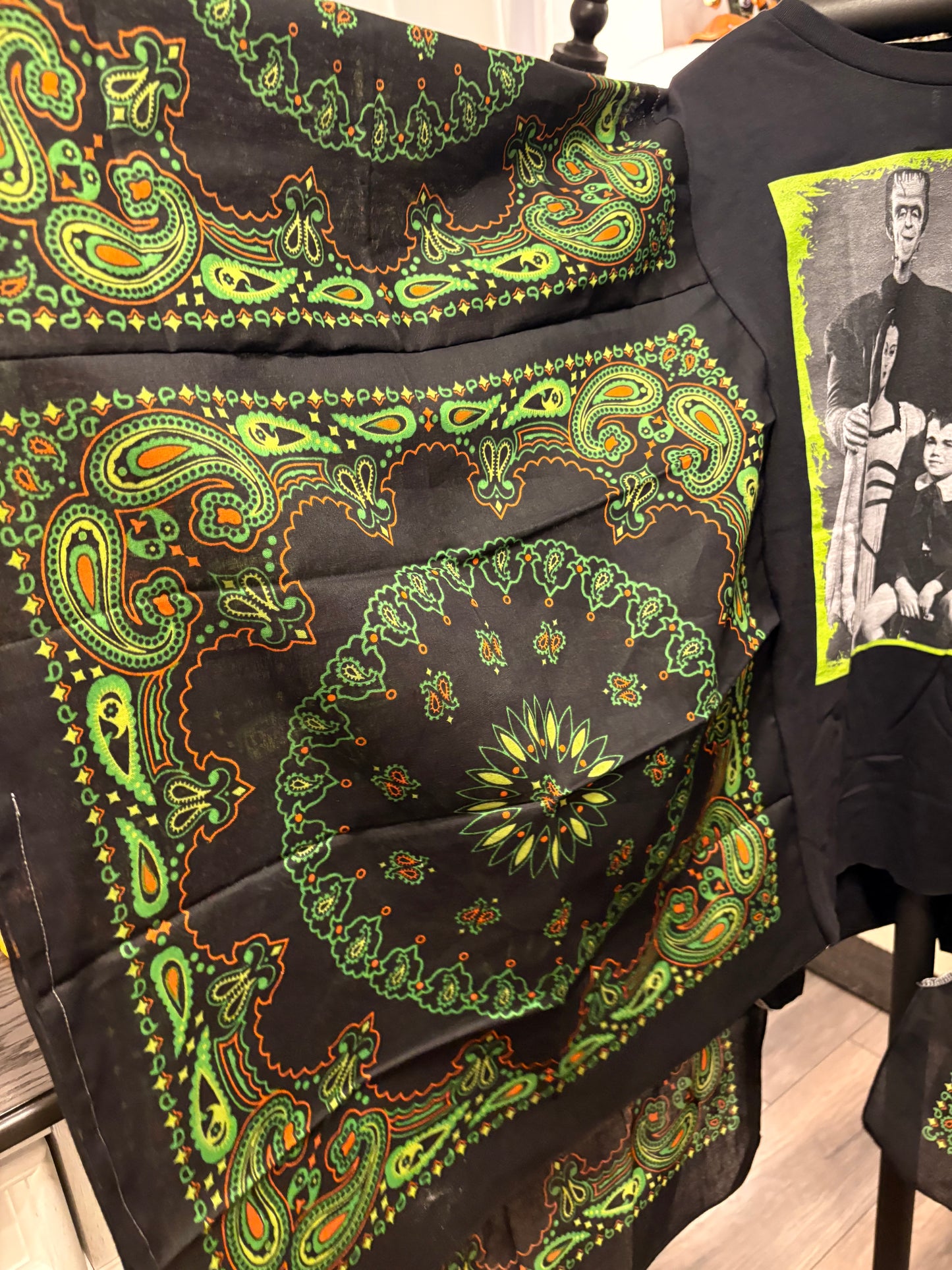 Salem Bandana Poncho One Size Fits a Small to 3X (Copy)