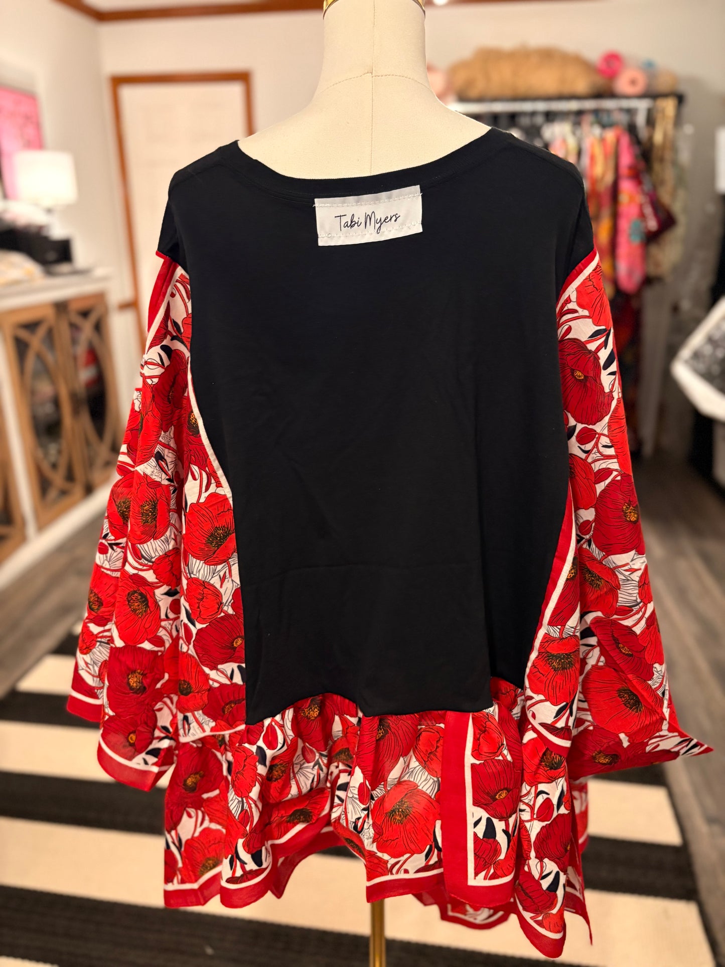 Queen of Country Bandana Ruffled Poncho One Size Fits a Small to 3X
