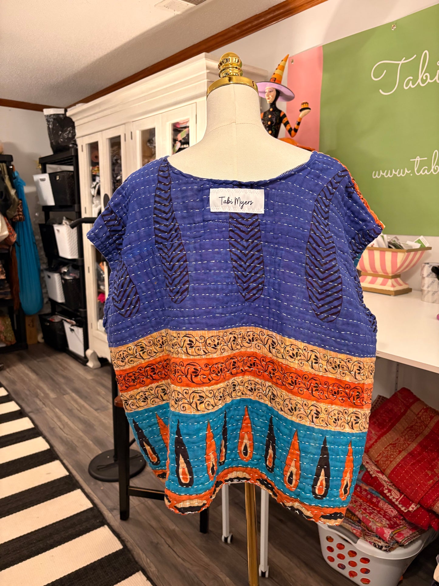 Julianne Kantha Top One Size Fits a Small to XL 6-14