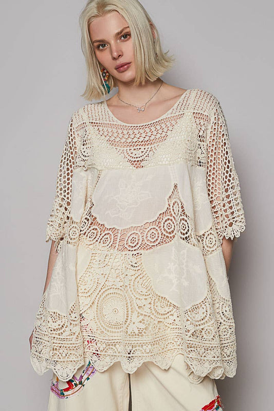 Round neck short sleeve embroidery crochet top: NATURAL / Os