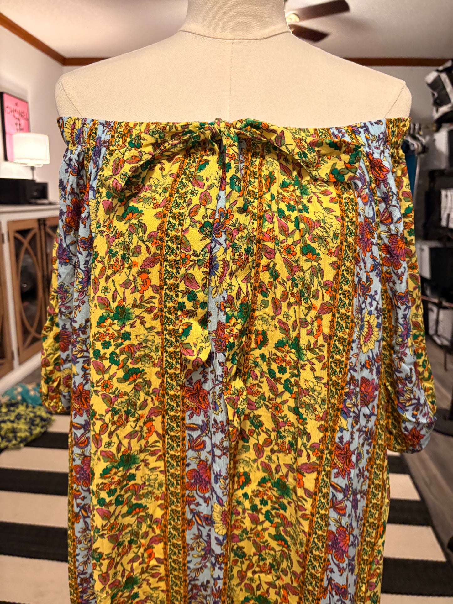 Yellow Floral Off Shoulder Dress Size Small