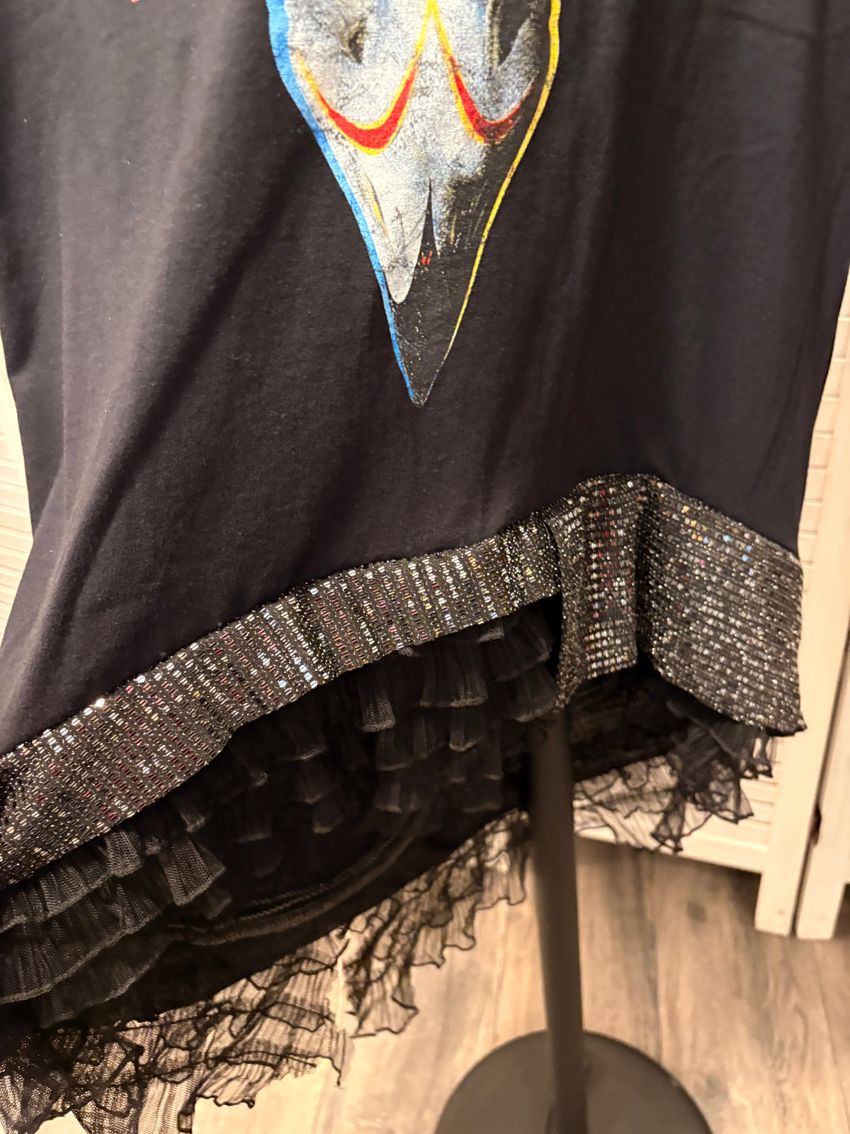 Hotel California Glam Hi/Lo Tee One Size Fits Small to Large