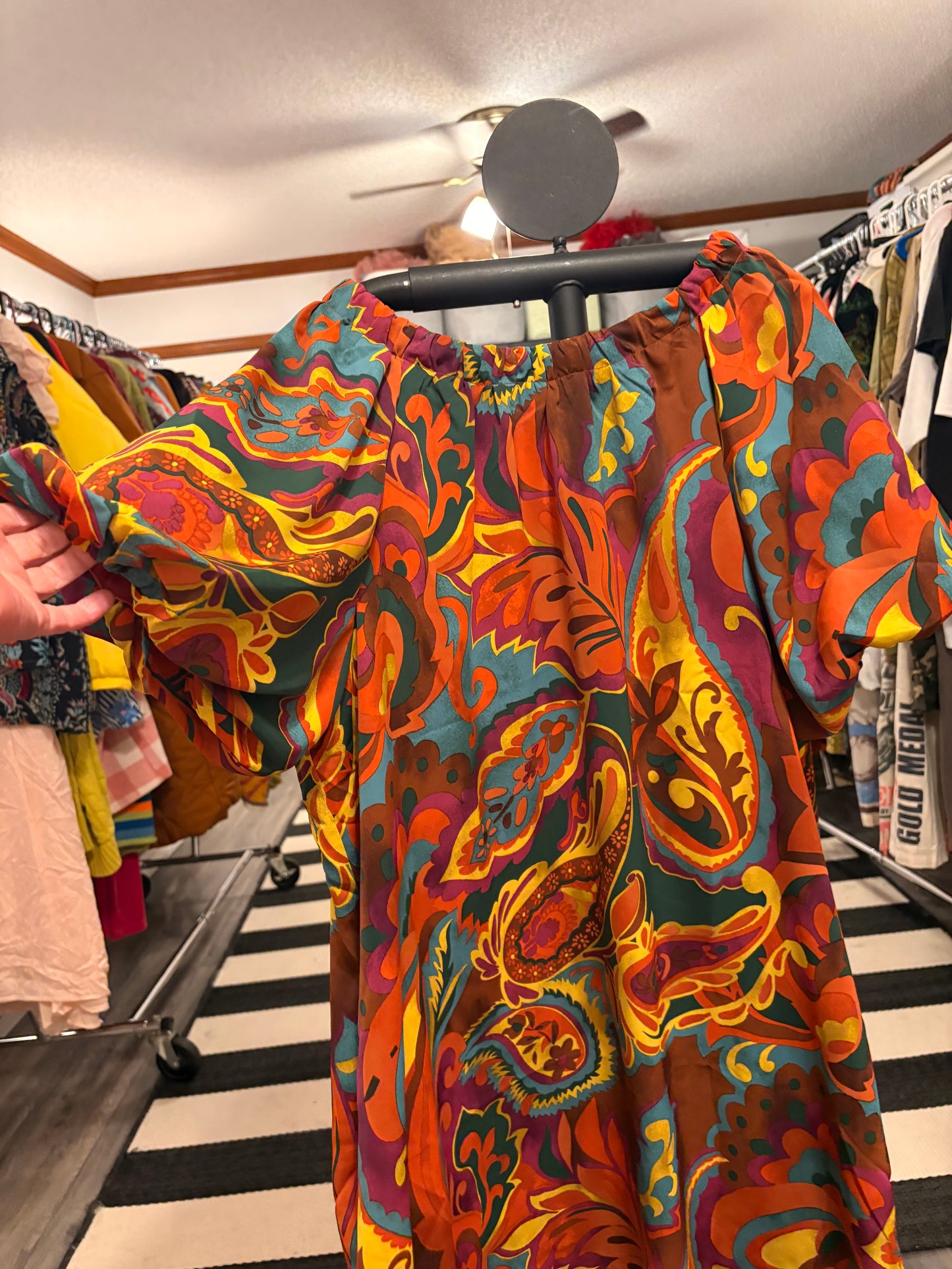 Easel Paisley Shift Dress Large