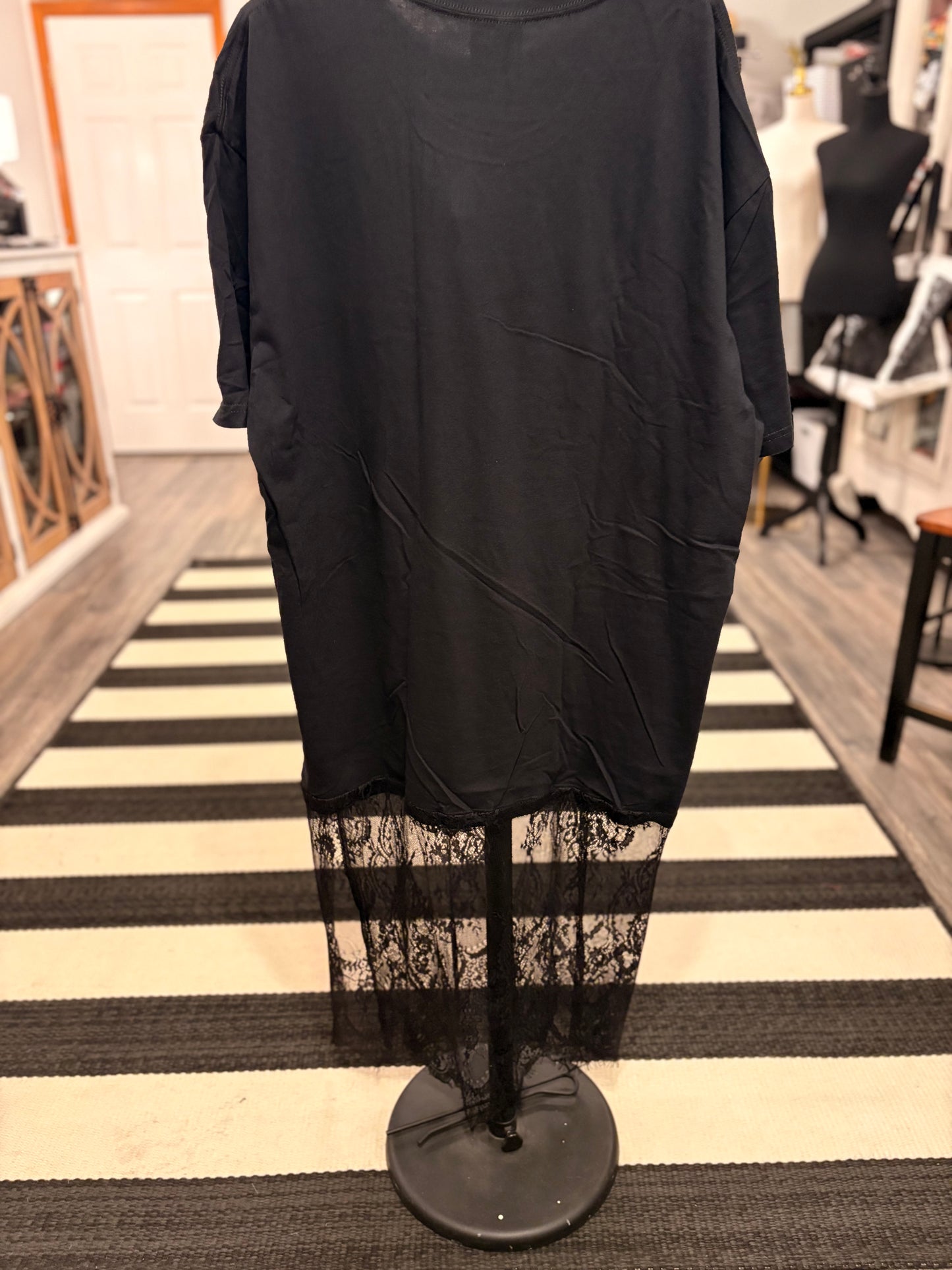 Willie Beautiful Lace Bottom Tee Dress OVERSIZED Fits a Small to 2X