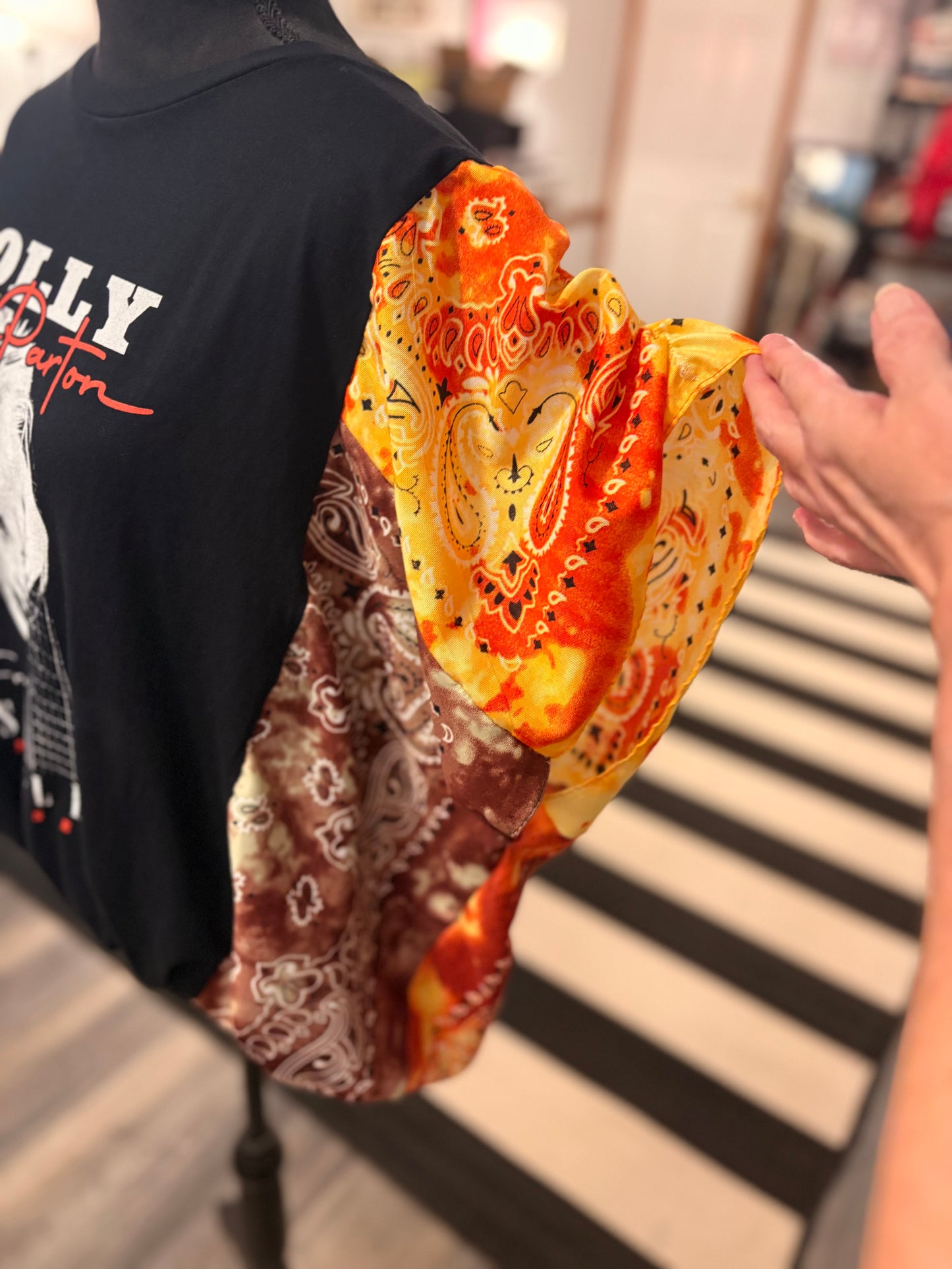Nashville Dolly Bubble Bandana Sleeve Tee Fits a Small to XXL