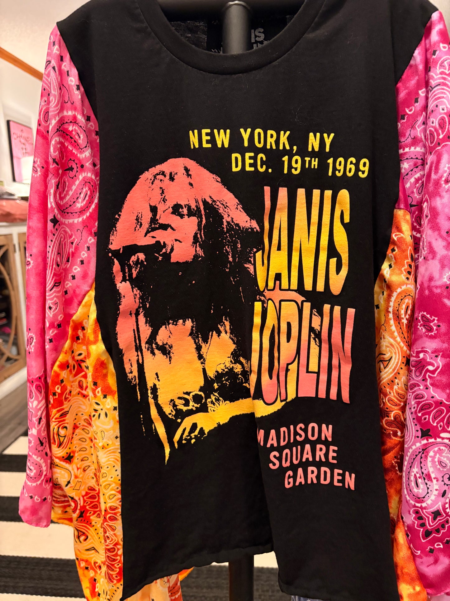 Janis Bandana Poncho Tee Fits a Small to XXL