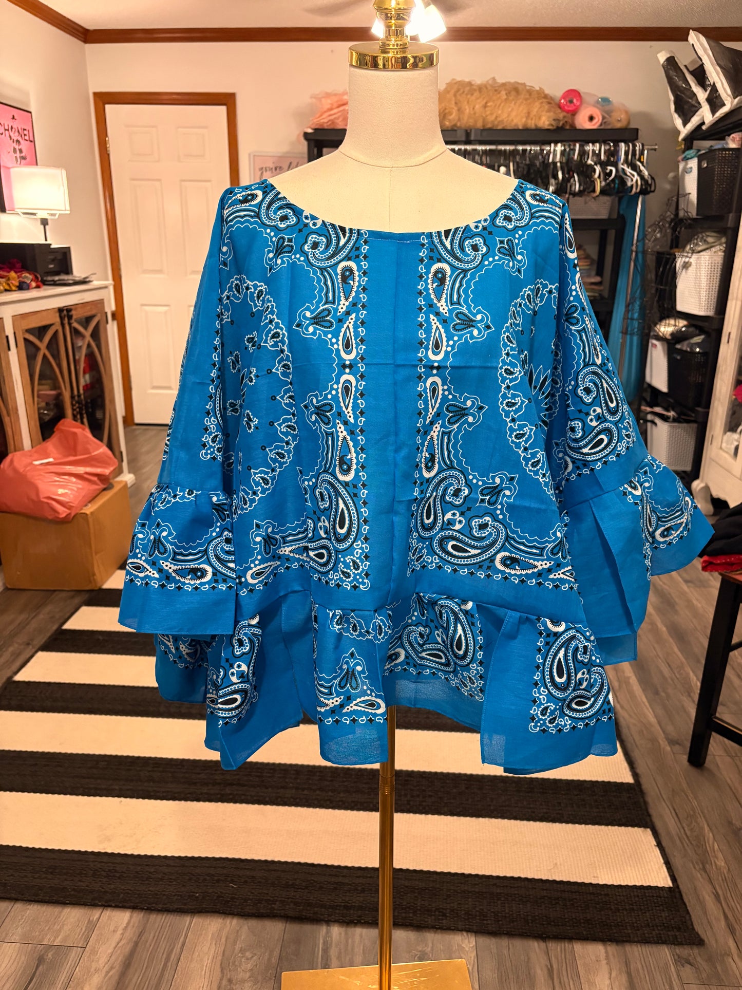 Laura Bandana Top Fits a Small to 2X