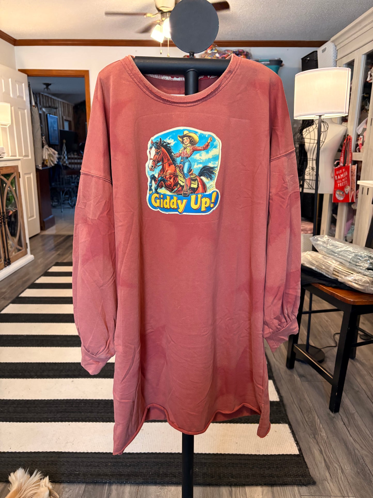 I Don’t Have An Accent Upcycled Oversized Star Distressed Sweatshirt Long Length Fits Small-Large