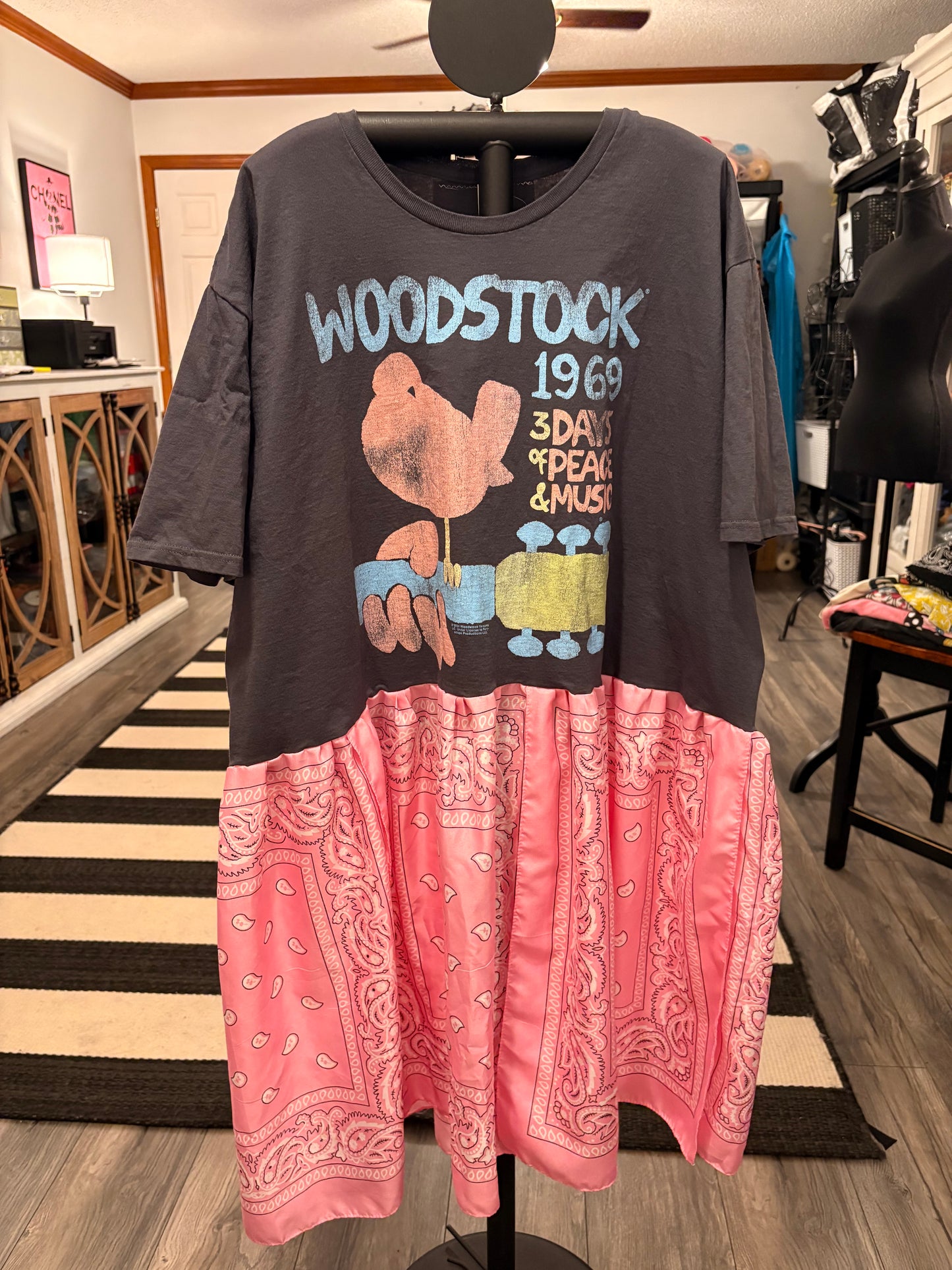 Woodstock Peekaboo Bandana Dress One size fits a Large to 3X