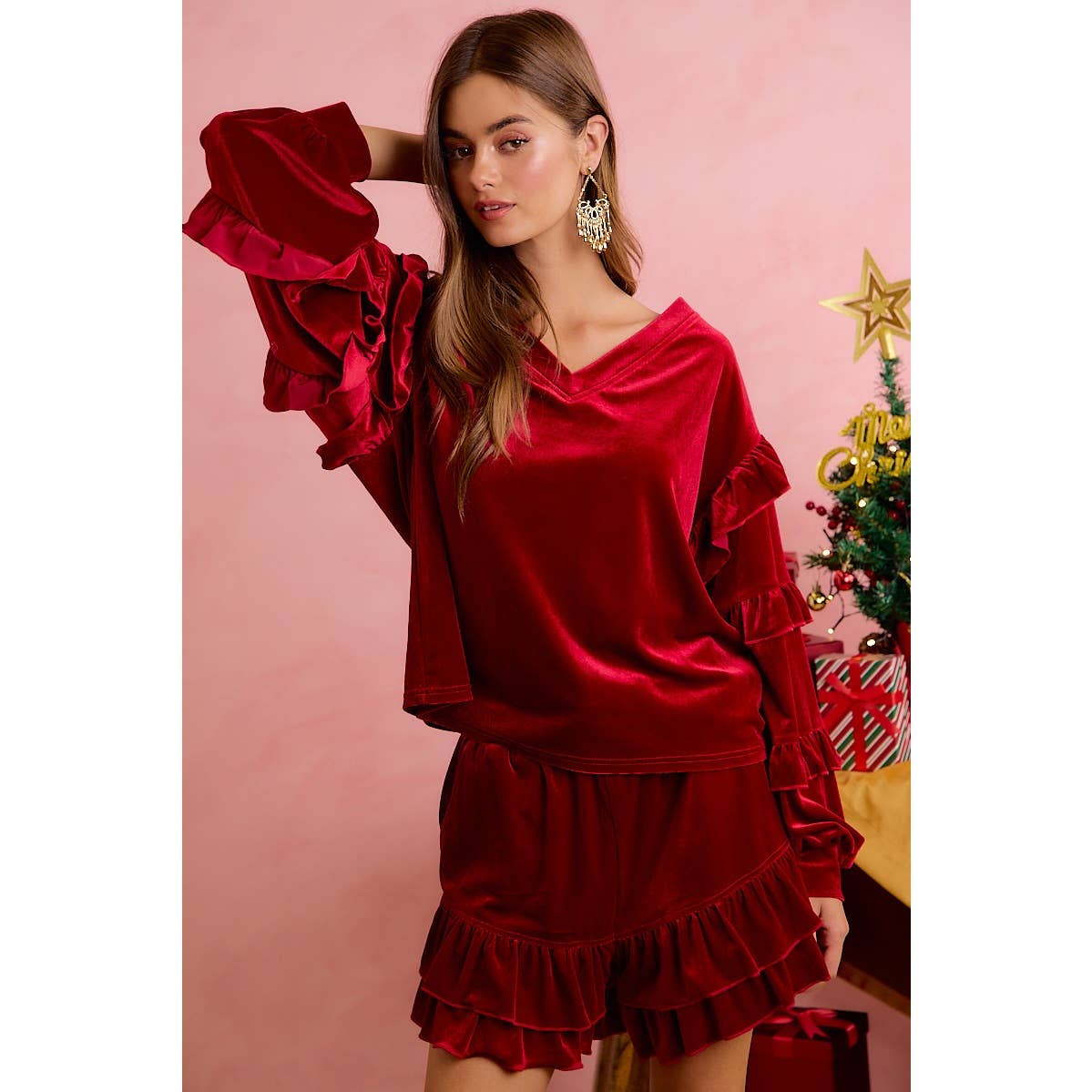 HOLIDAY VELVET RUFFLED HEM SHORTS: CRIMSON