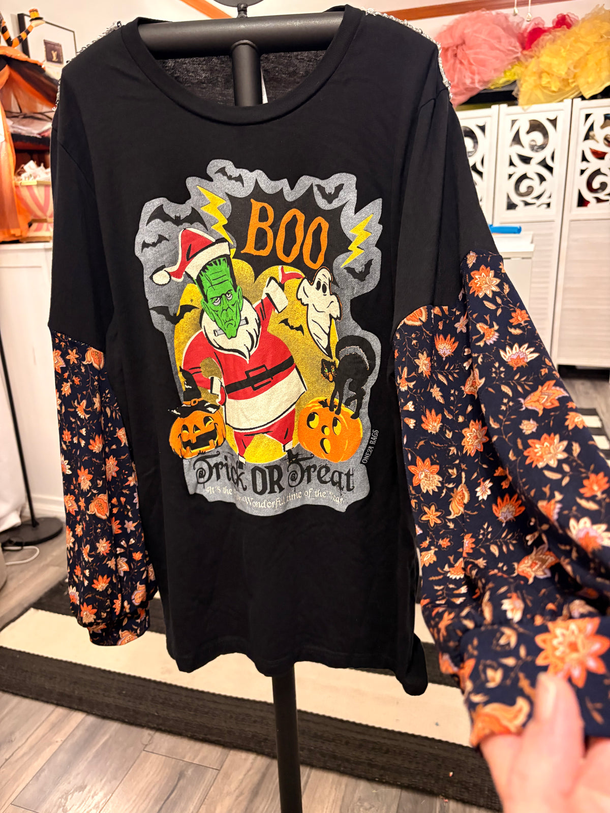 Boo! Embroidered Glam Sleeve Tee Fits a Small to XL