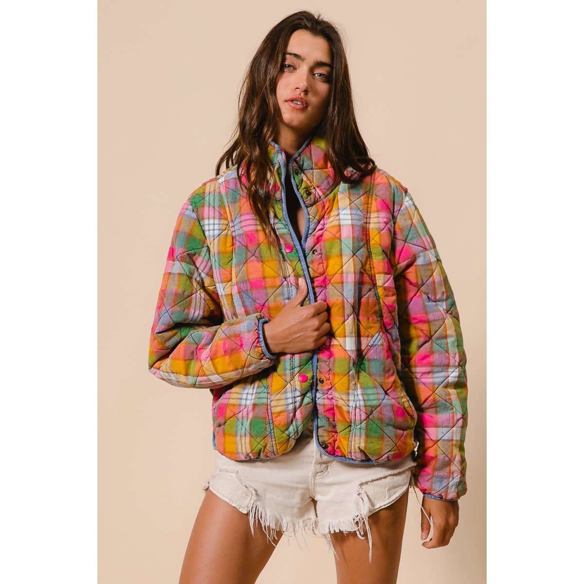 BLEACHED VINTAGE PLAID QUILTED JACKET WITH POCKETS: STAINED GLASS / XL