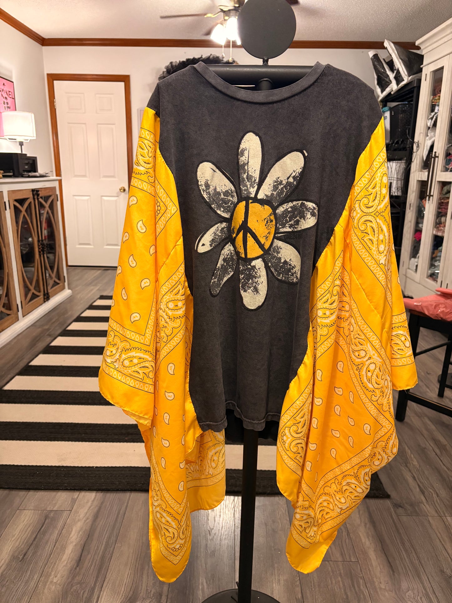Dirty Daisy Bandana Poncho Tee Fits a Small to 3X