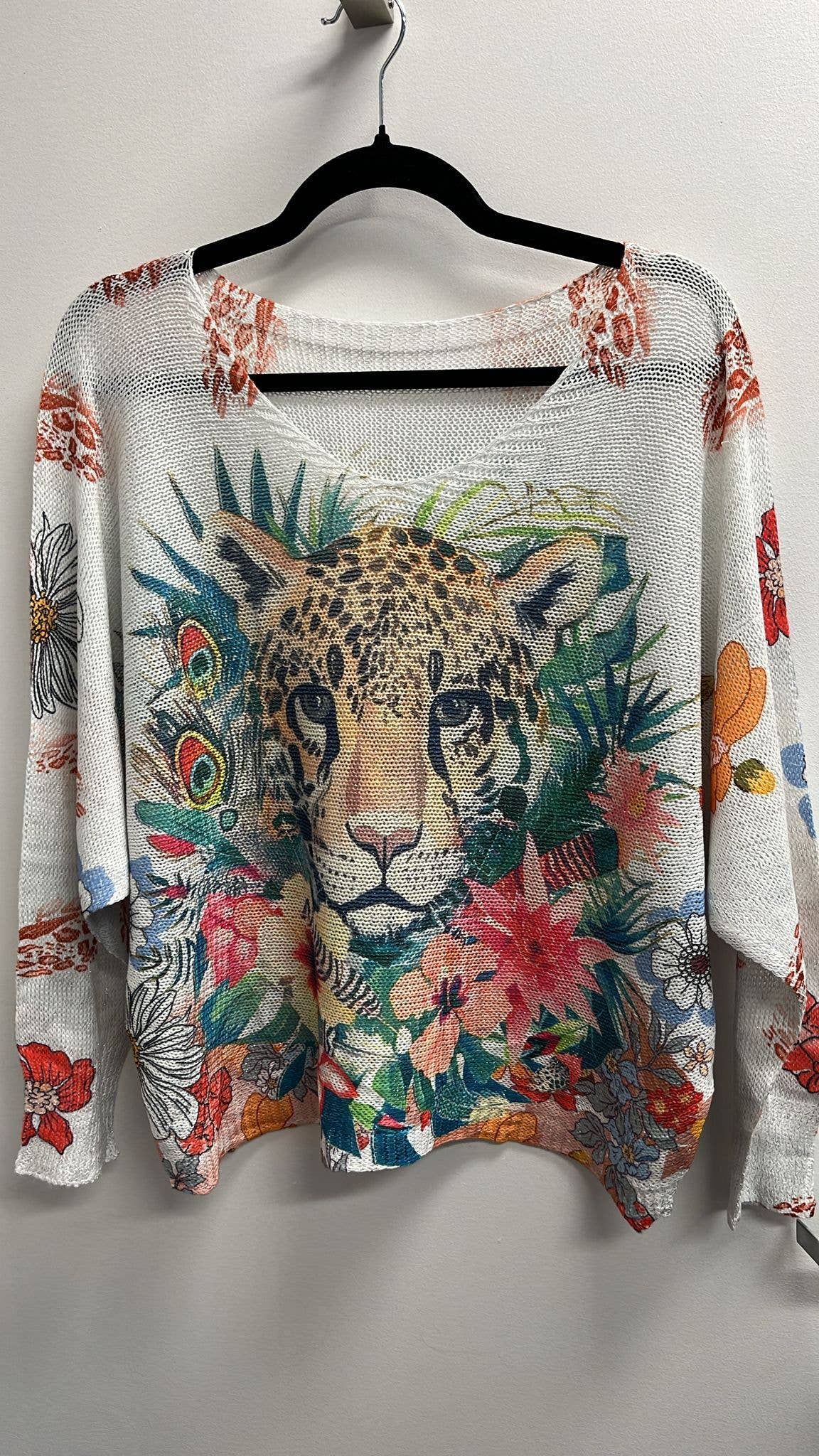VI203 White Tiger Animal Round Knit Printed Sweater