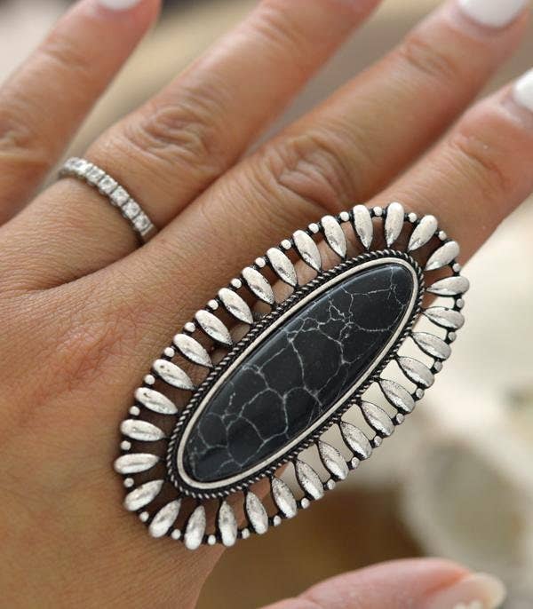 Western Oversized Oval Stone Ring: Turquoise