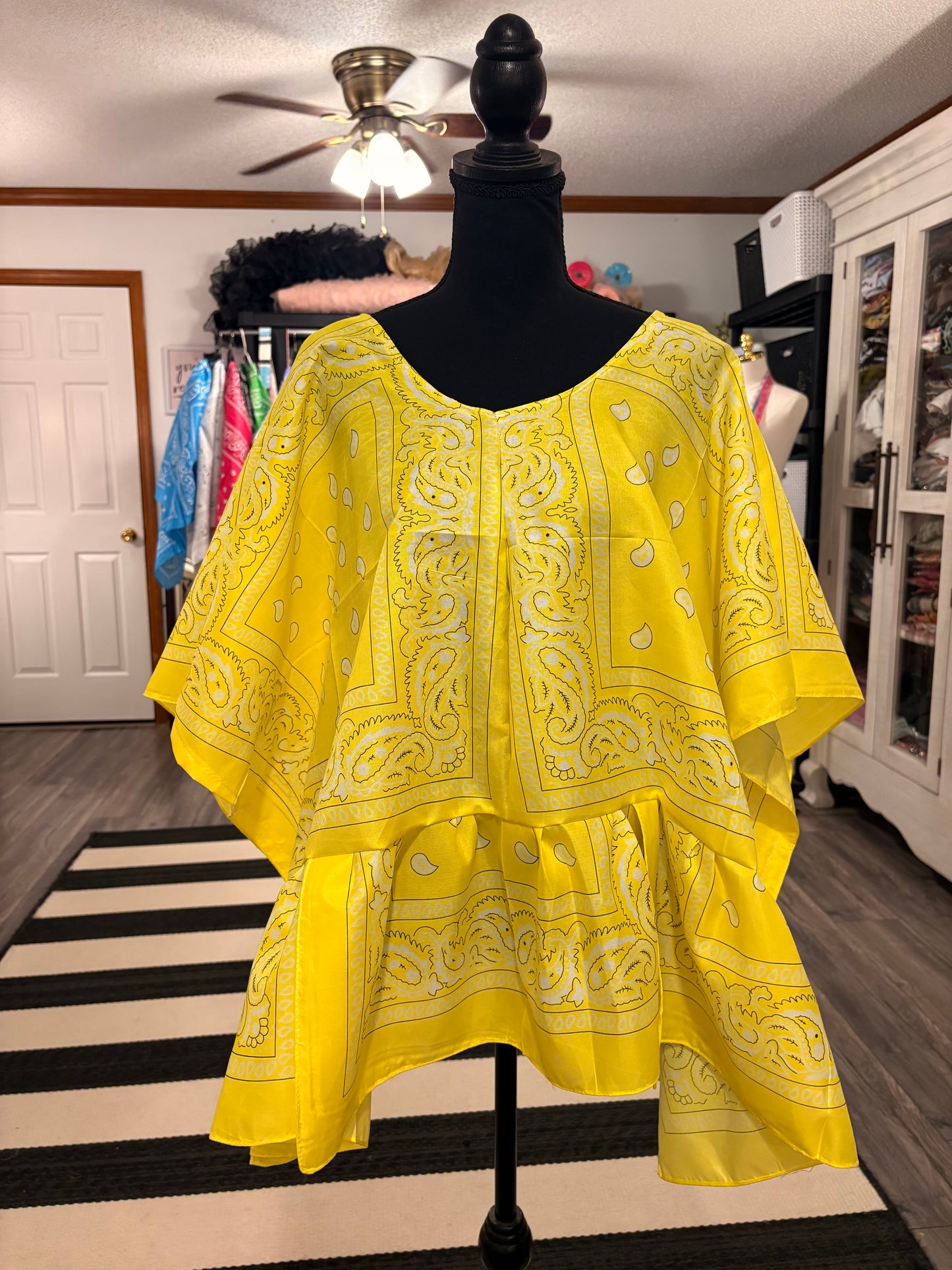 Hannah Bandana Top Fits a Small to 3X