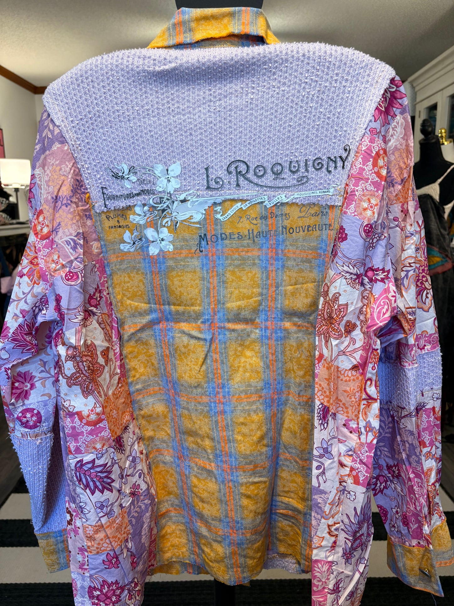 Haute Noveau “Junk” Tee One Size Fits a Small to XL Oversized