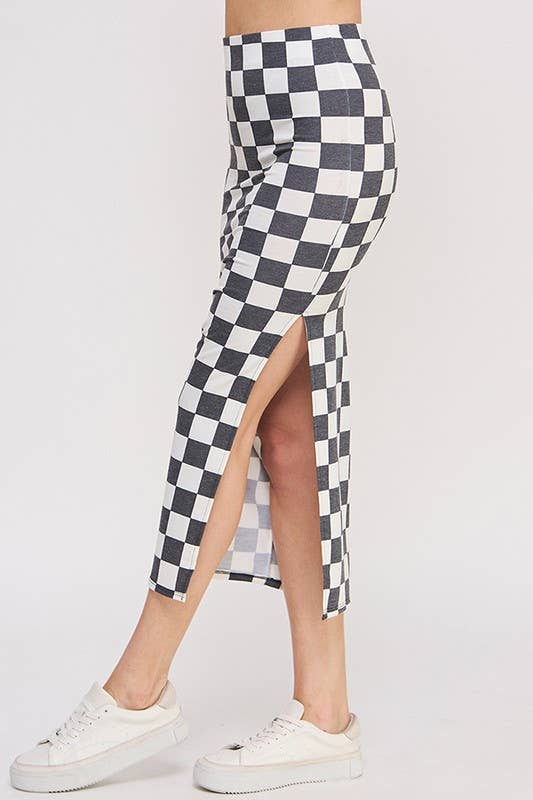 HI-WAIST CHECKERED MIDI PENCIL SKIRT w/ SIDE SLIT: BLACK/WHITE /