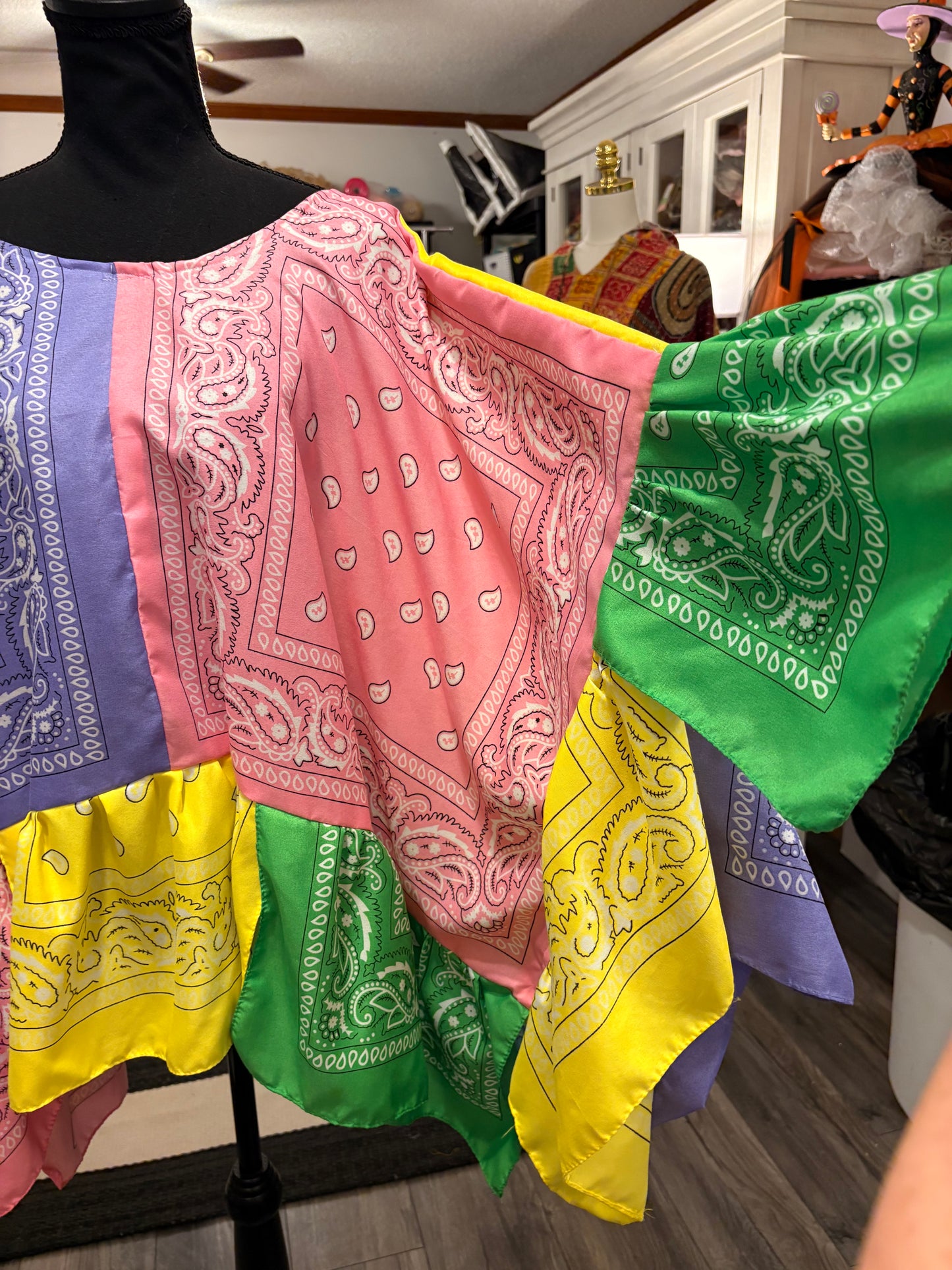 Emily Bandana Top Fits a Small to 2X