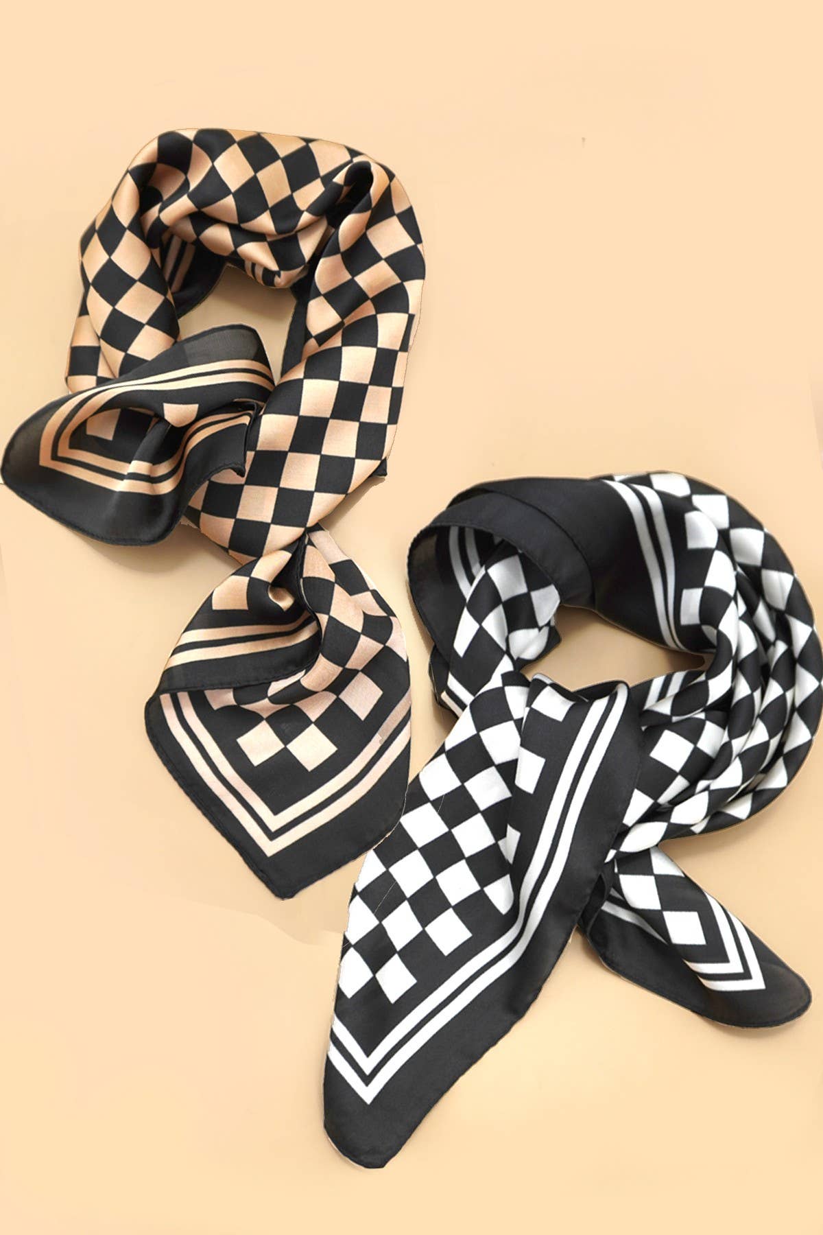 LARGE CHECKER PRINT SILKY FEEL BANDANA SCARF | 40SC692: Black