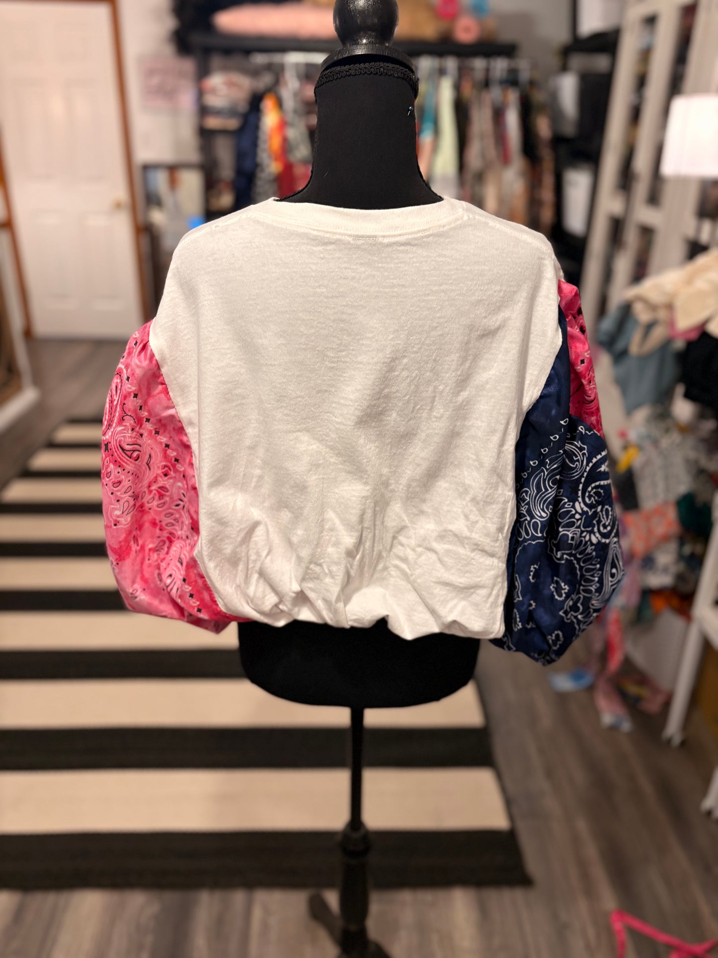 Make Heaven Bubble Bandana Sleeve Tee Fits a Small to Large