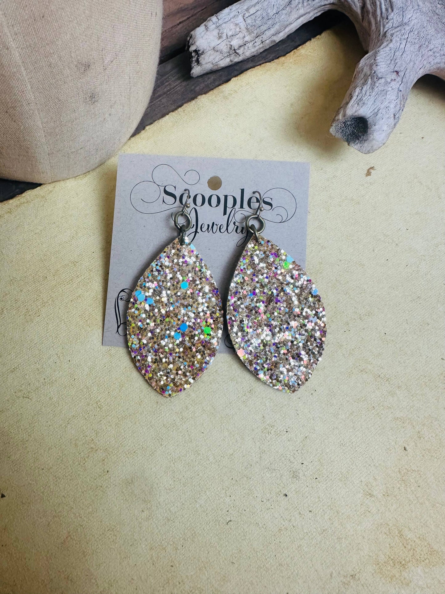 Gold Glitter Earring 