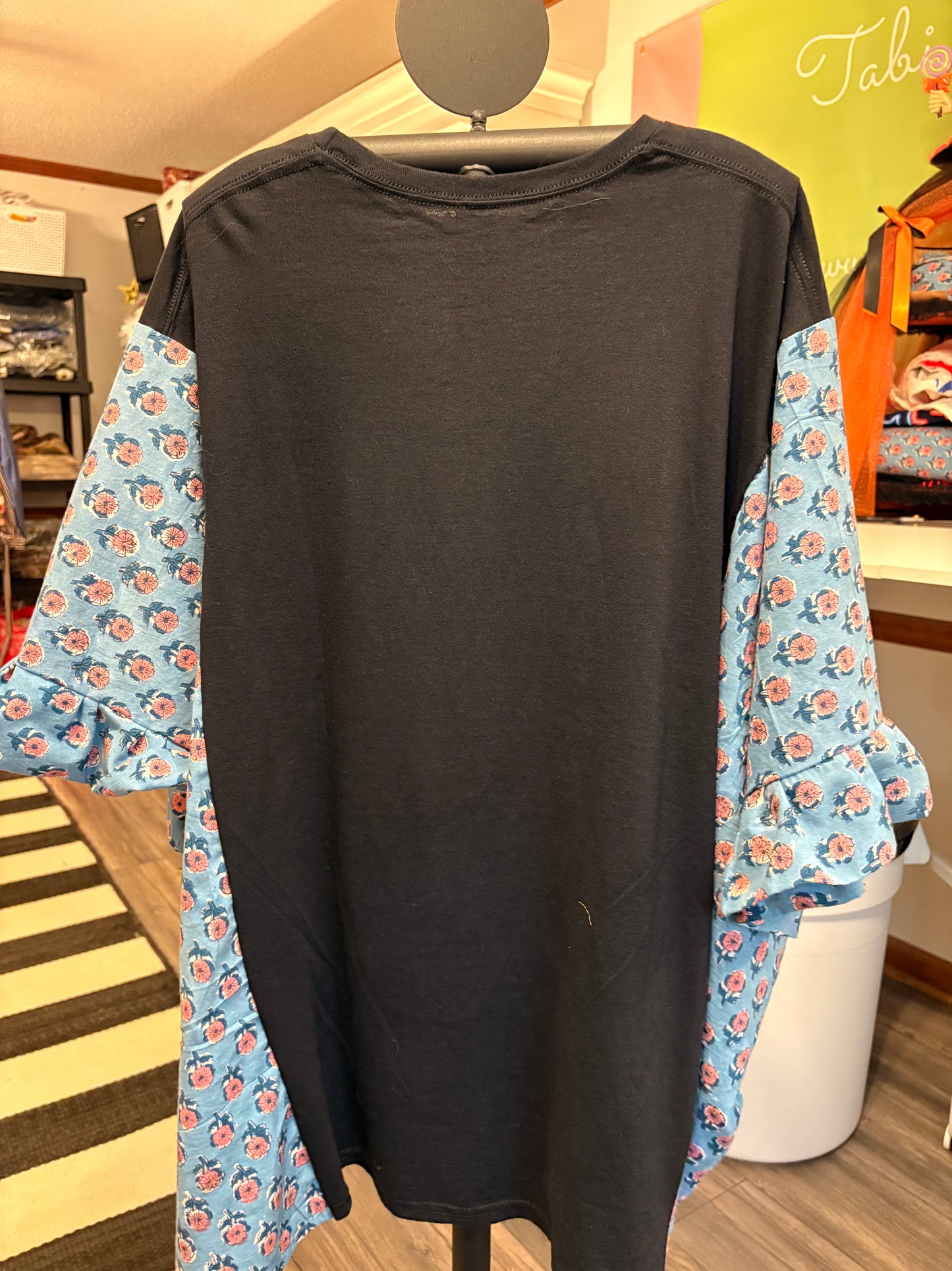 K-pop Ruffled Rockstar Top One Size Fits an XL to 4X VERY Oversized