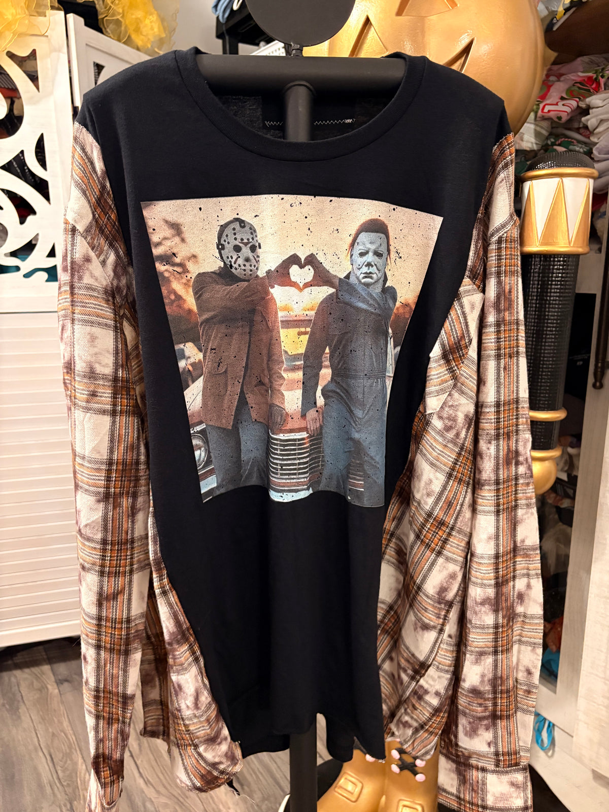 Love Glam Tee One Size Fits a Small to 3X
