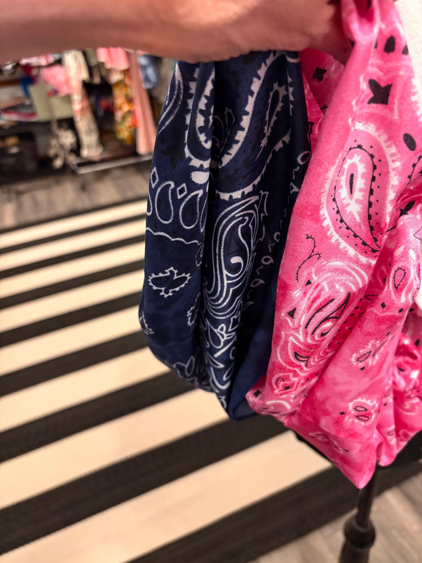 Make Heaven Bubble Bandana Sleeve Tee Fits a Small to Large