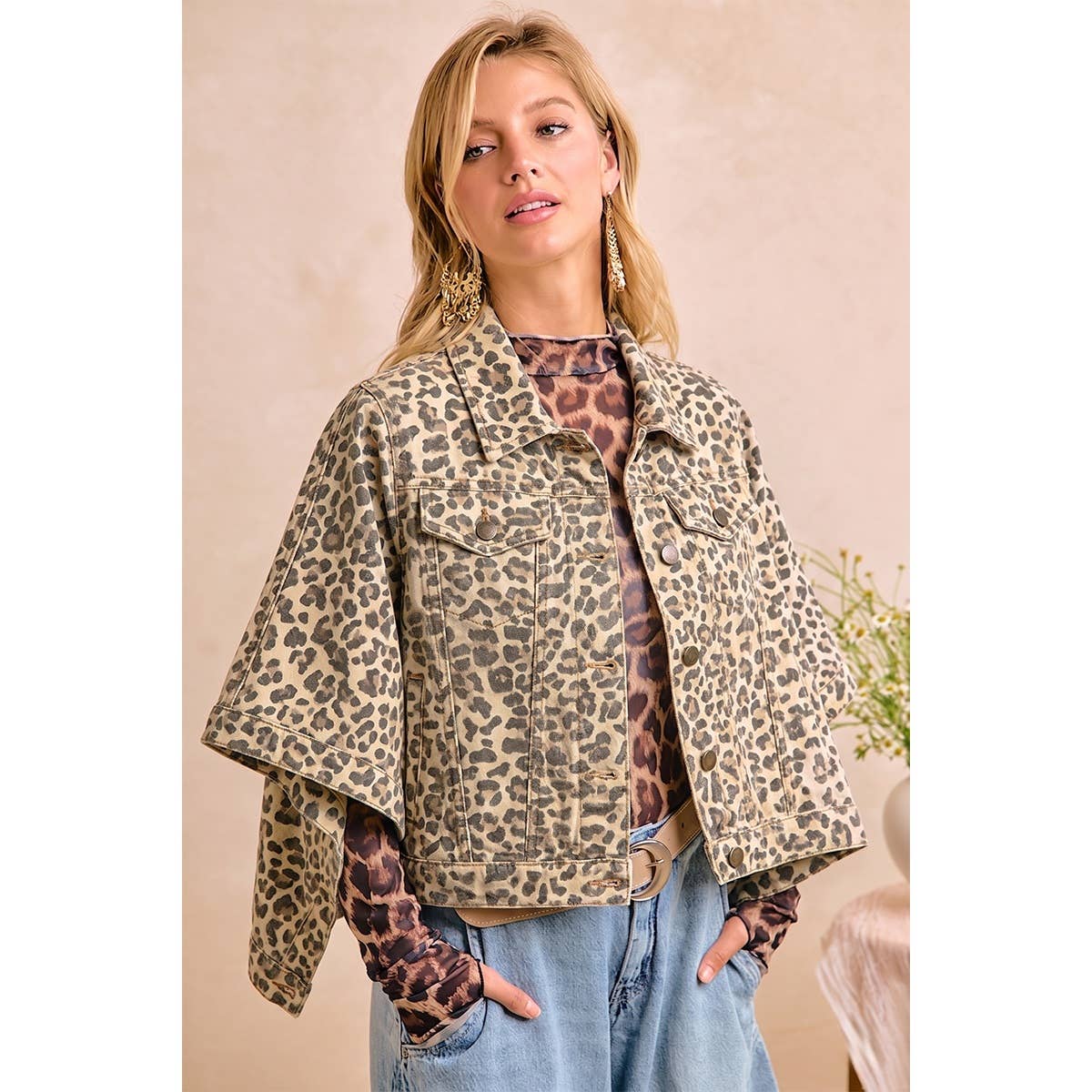 WOMEN OVERSIZED CAPE SLEEVE DENIM TRUCKER JACKET: LEOPARD