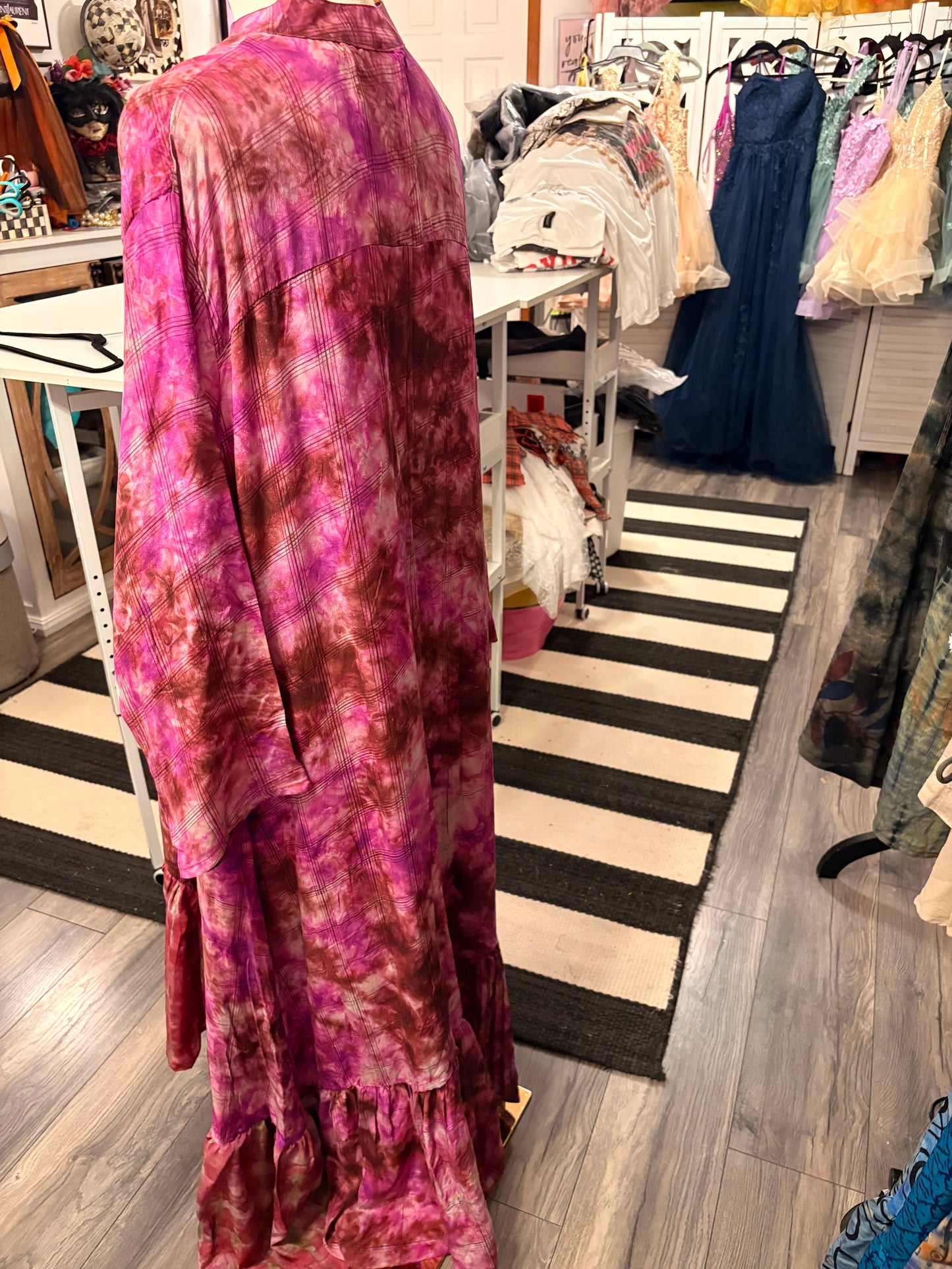 Meredith Hi/Lo Silk Ruffled Duster One Size Fits Small to 3X 2-22