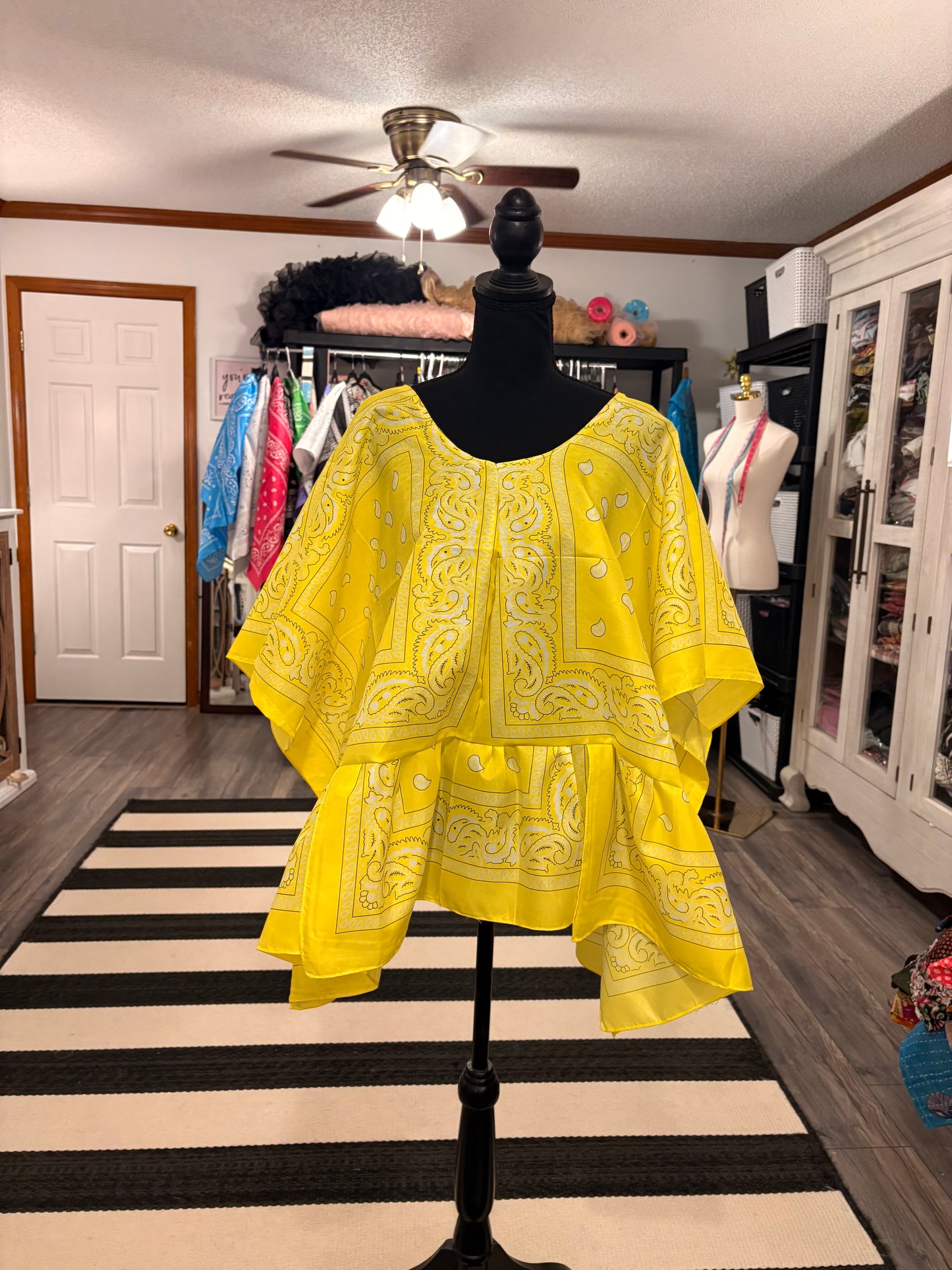 Hannah Bandana Top Fits a Small to 3X