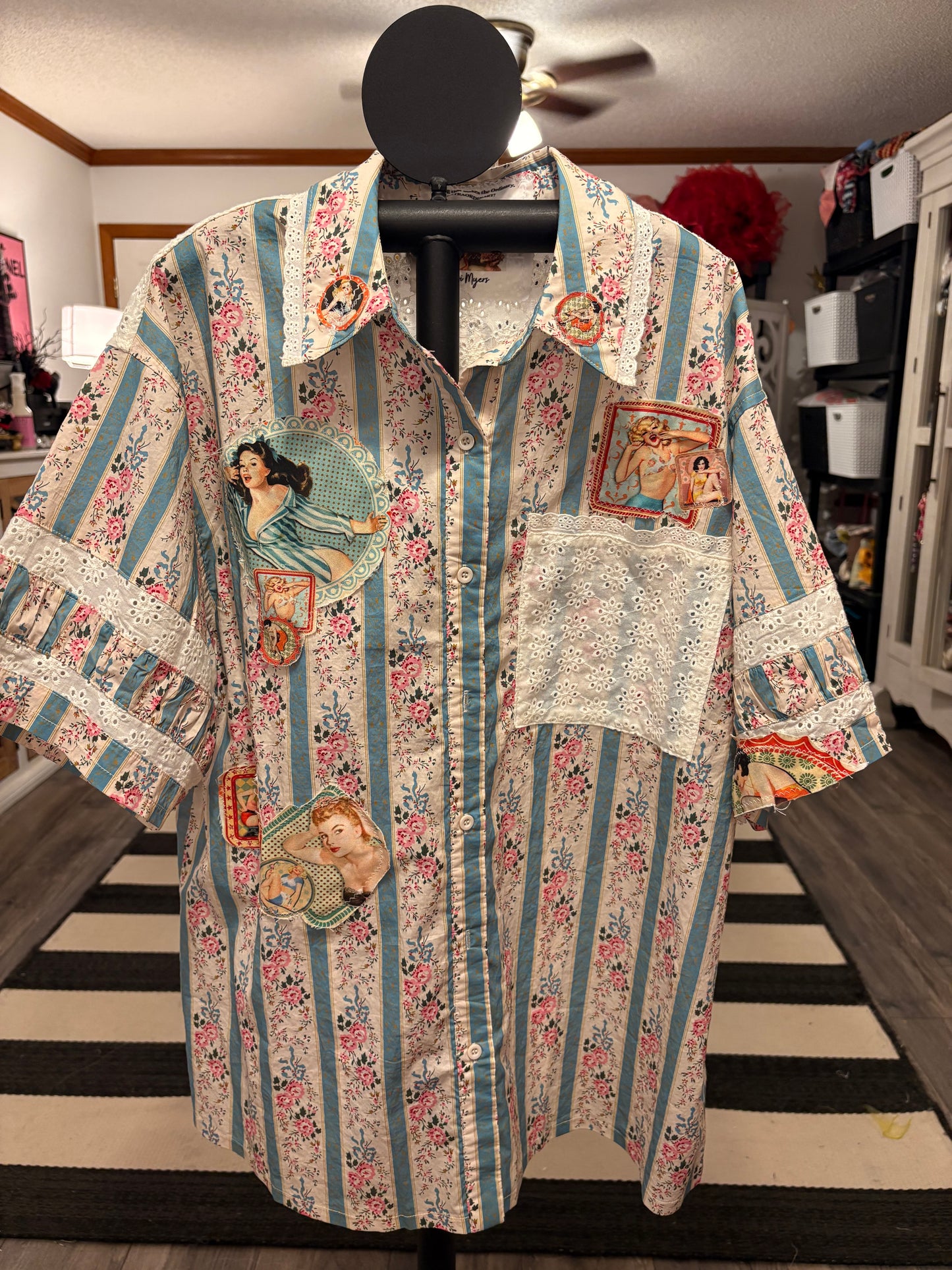 Pin Up Prairie Top One Size Fits a Small to XL
