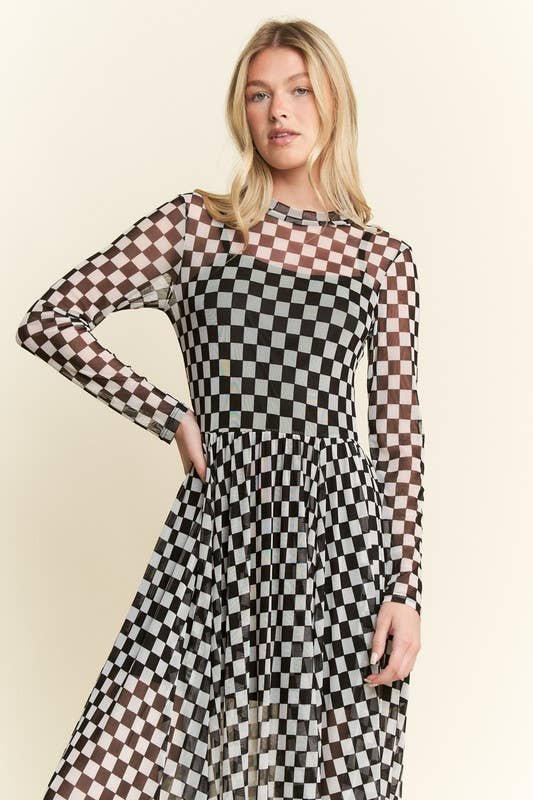 CHECKER PRINT MAXI DRESS: Black