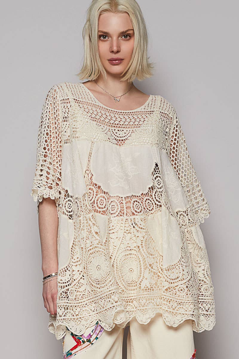 Round neck short sleeve embroidery crochet top: NATURAL / Os
