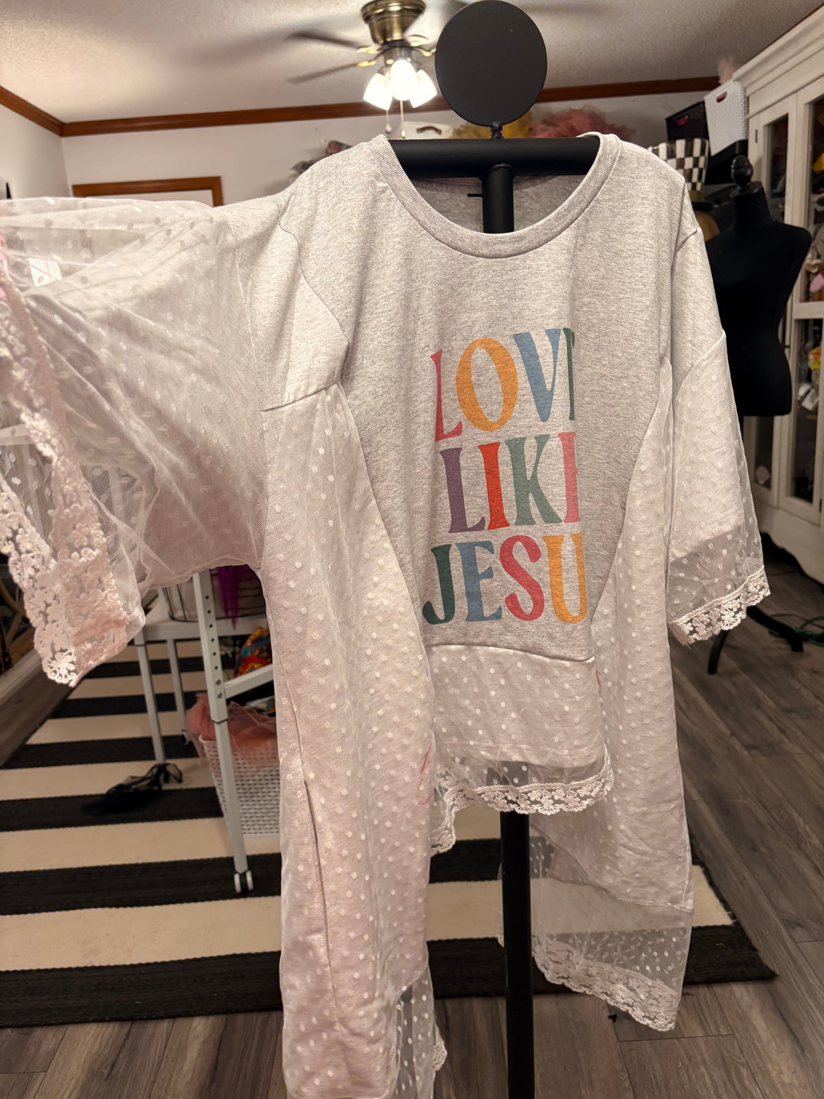 Love Like Jesus Lace Sweatshirt Tee One Size Fits a Small to 3X
