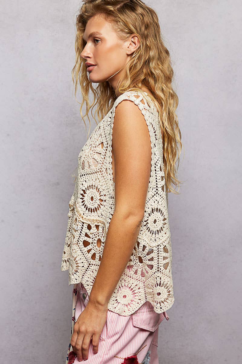 Round Neck Sleeveless Solid Crochet Top: GRASS GREEN / One Size Fits a Small to XXL