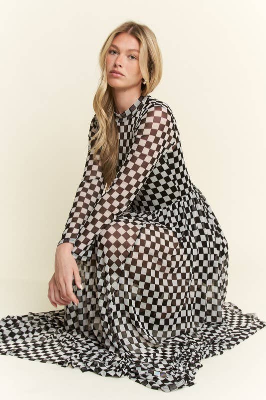 CHECKER PRINT MAXI DRESS: Black