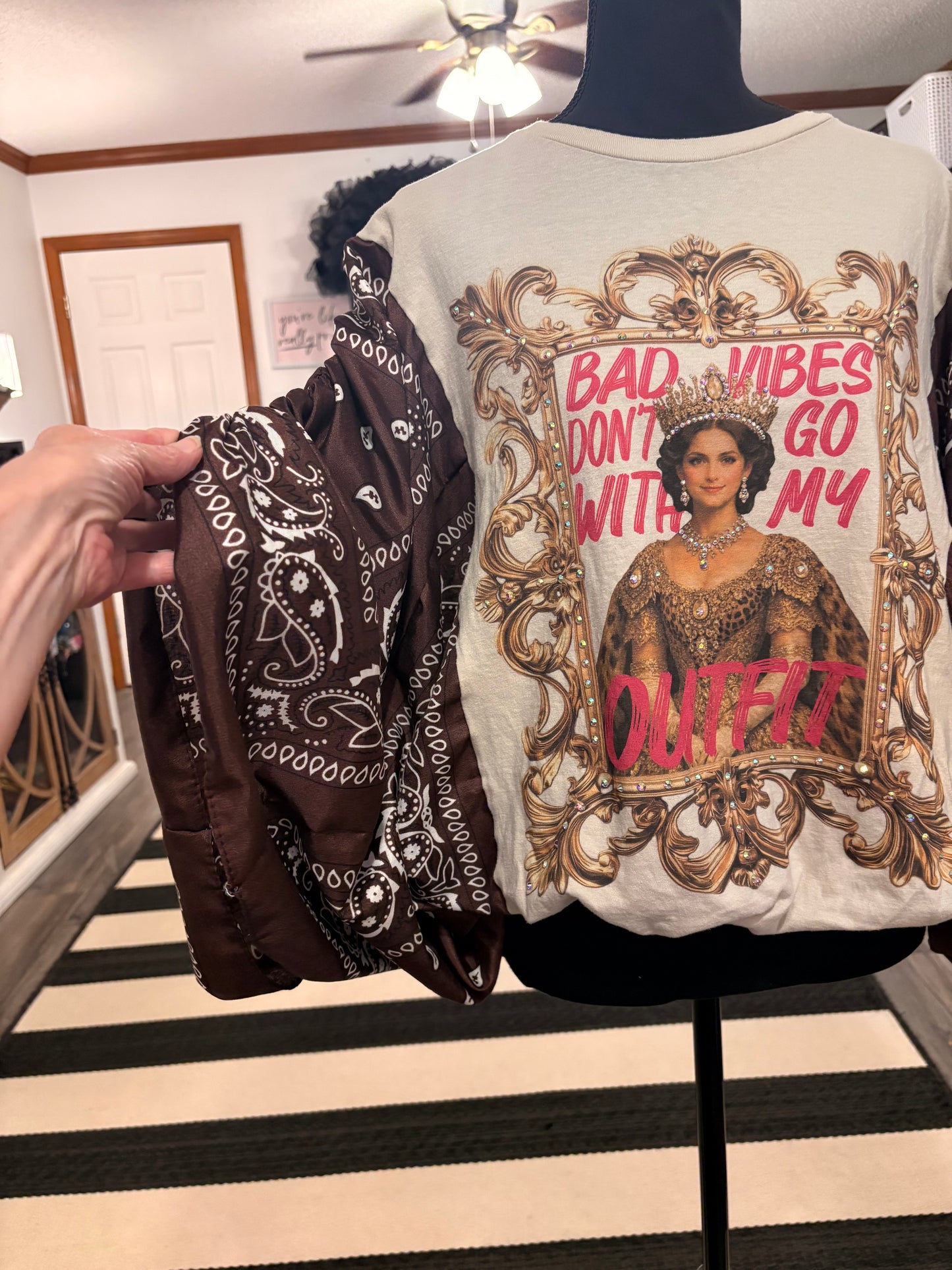 Bad Vibes Don’t Go With My Outfit Bubble Bandana Sleeve Tee Fits a Small to XXL