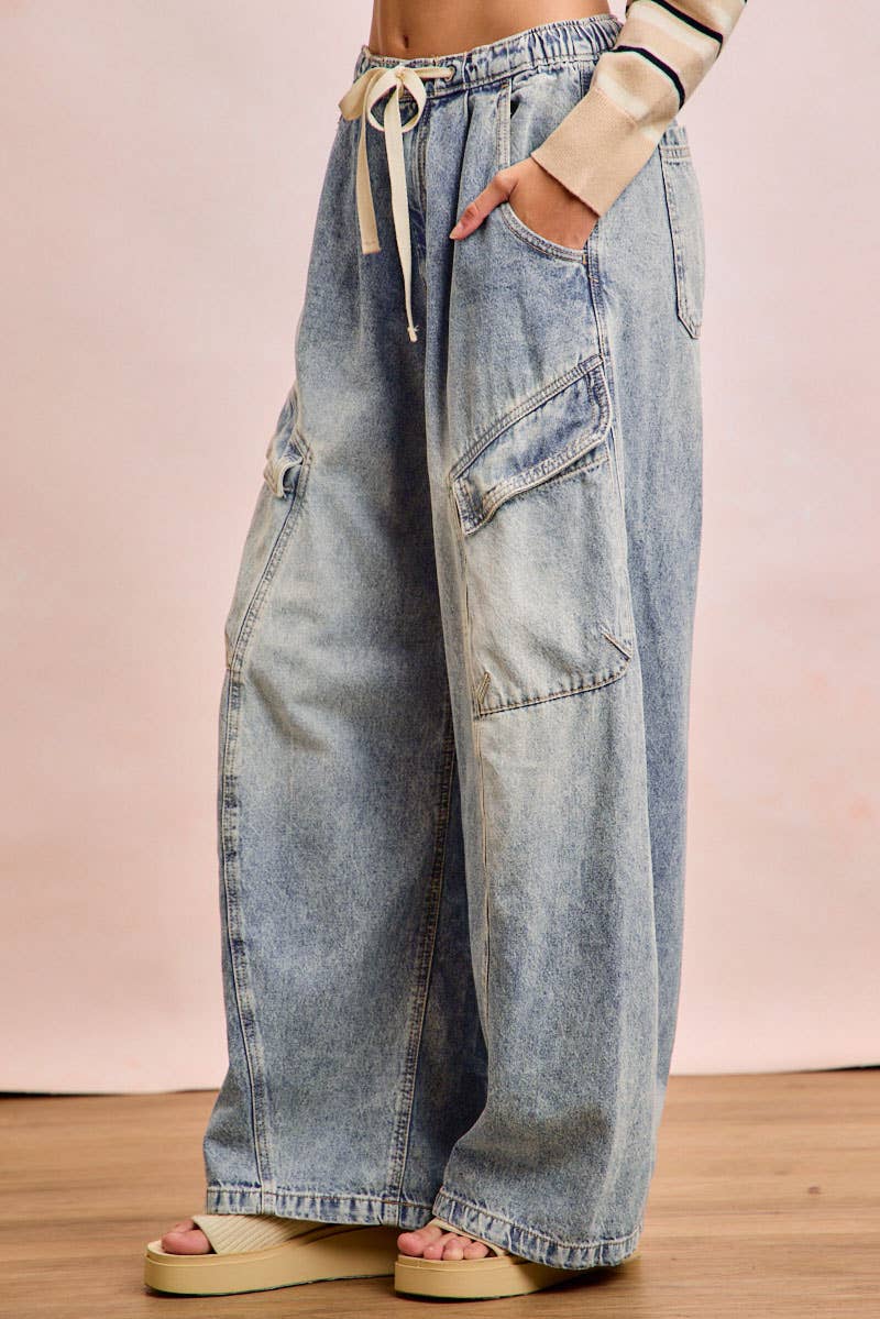 BAGGY BARREL DENIM PANTS WITH CARGO POCKETS: DENIM