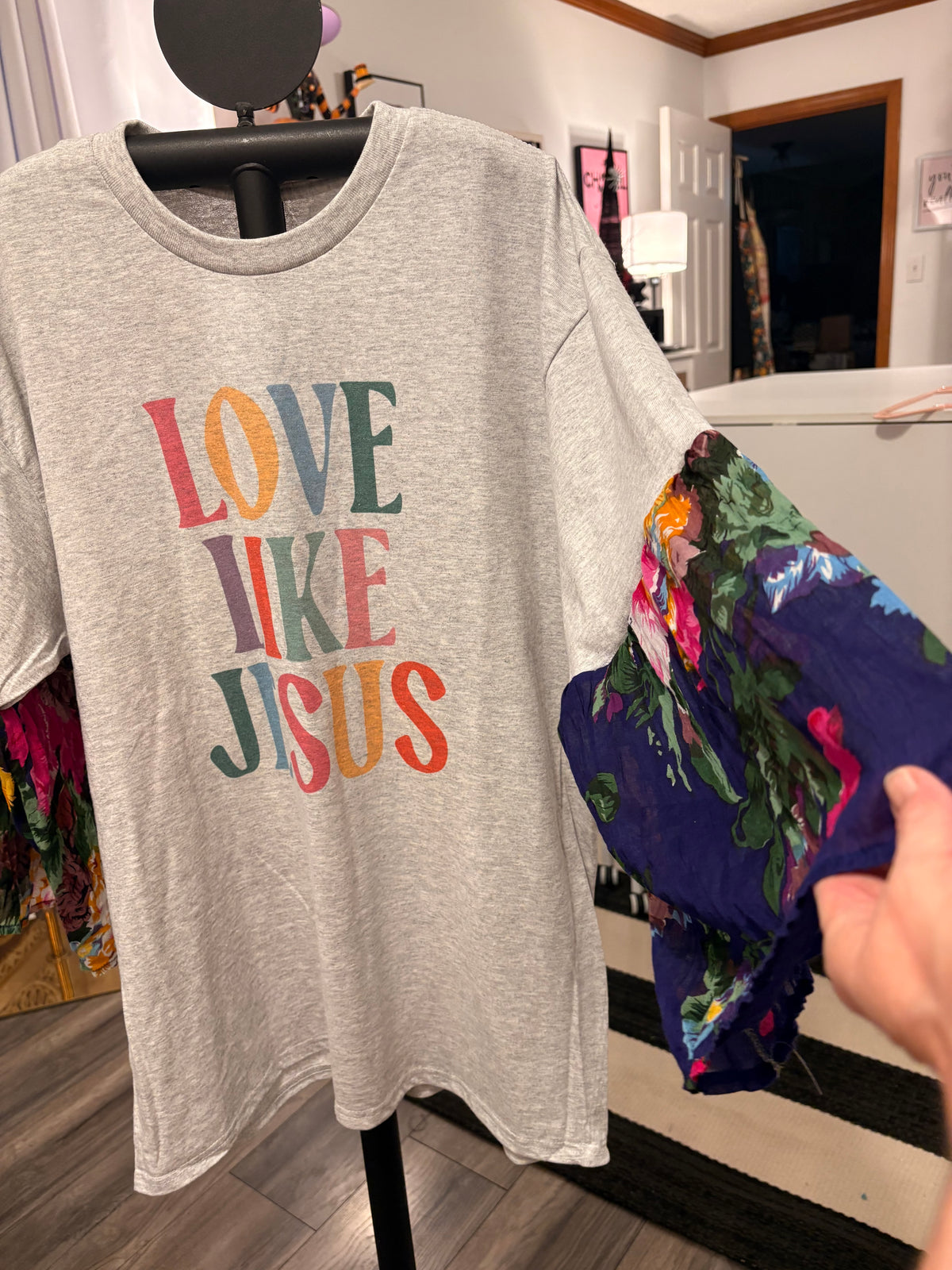 Love Like Jesus Glam Sleeve Tee Fits a Small to Large