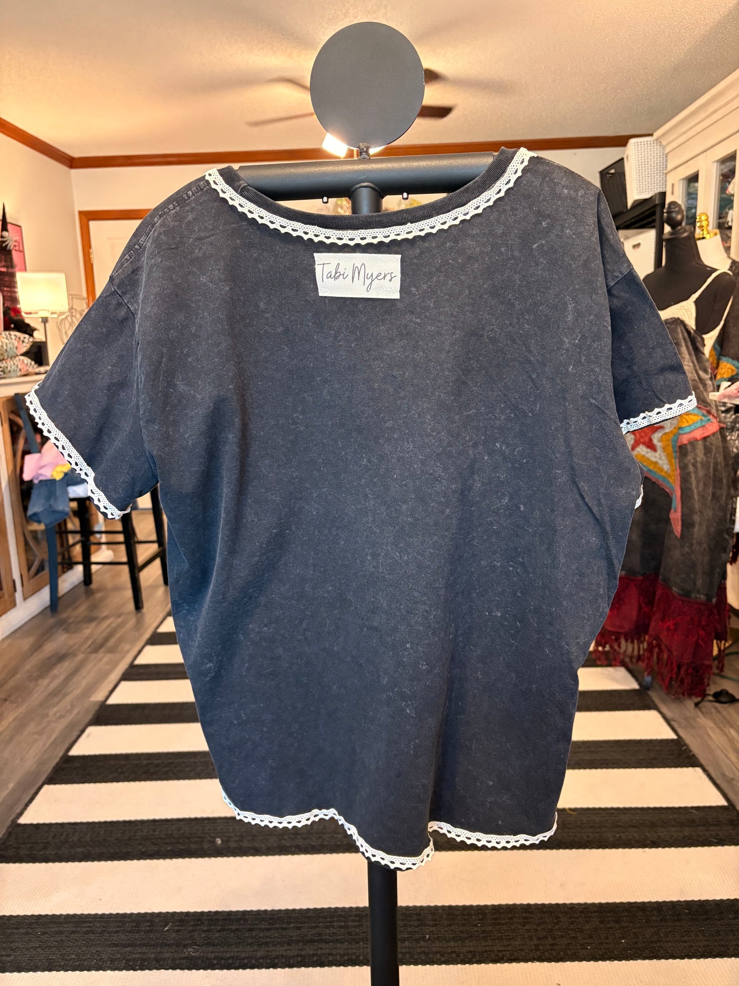 Rolling Stones Pretty Little Tee One Size Fits a Large/XL