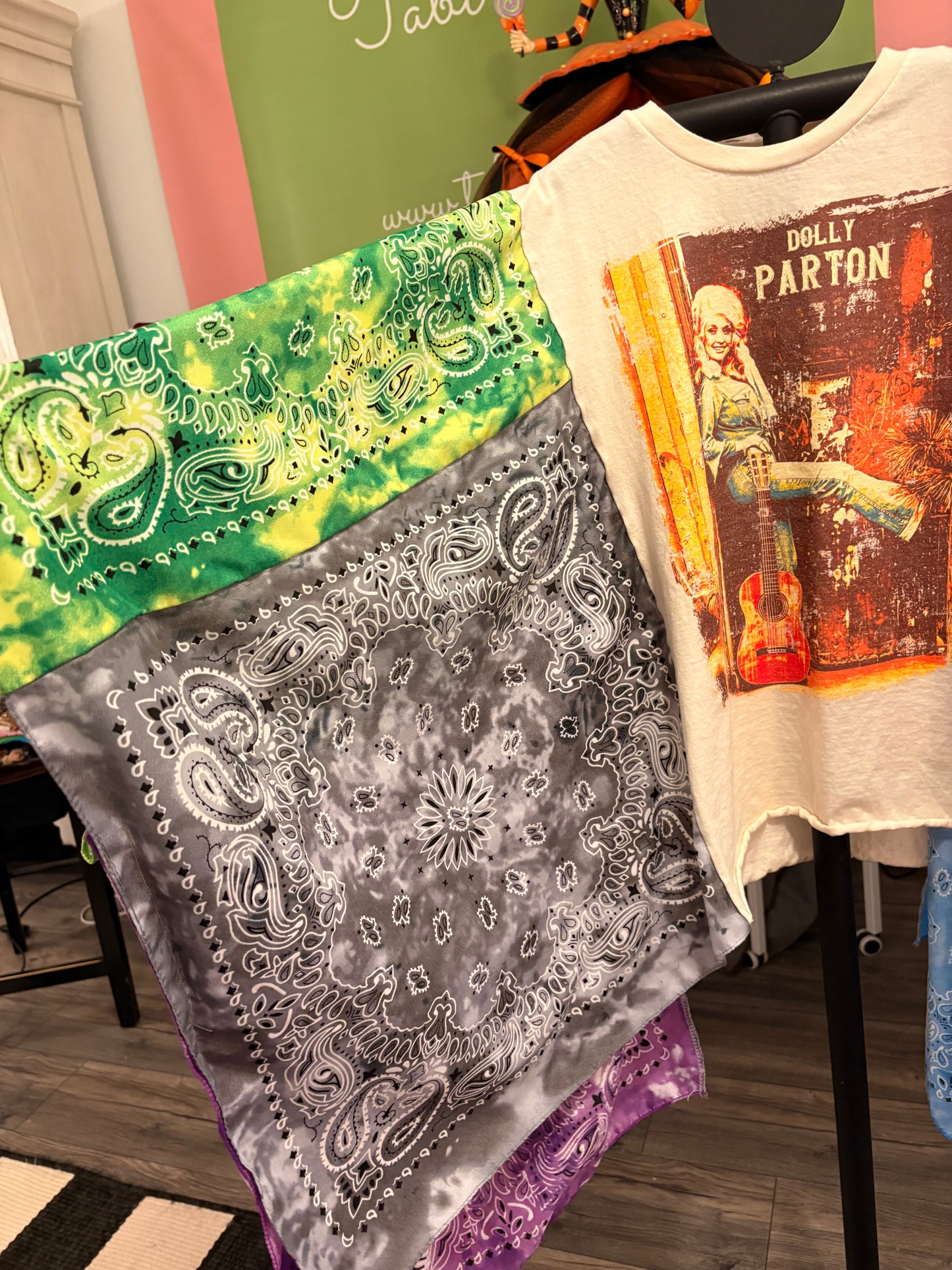 Guitar Dolly Bandana Poncho Tee Fits a Small to 2X