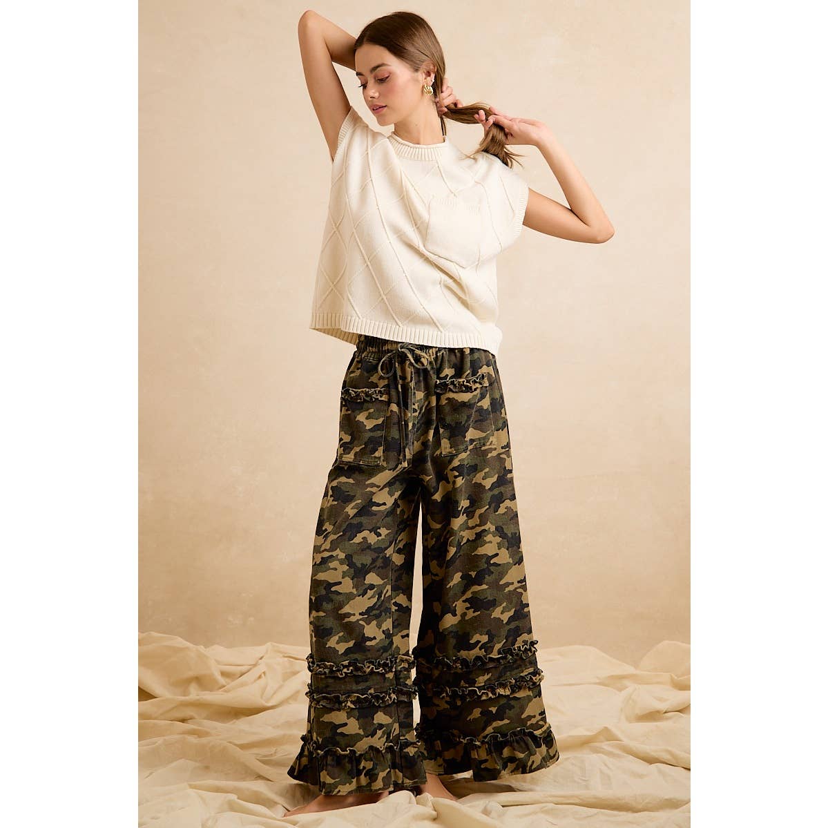 CAMOUFLAGE PRINTED TWILL RUFFLED DETAIL WIDE PANTS: CAMOUFLAGE / XL 14-18