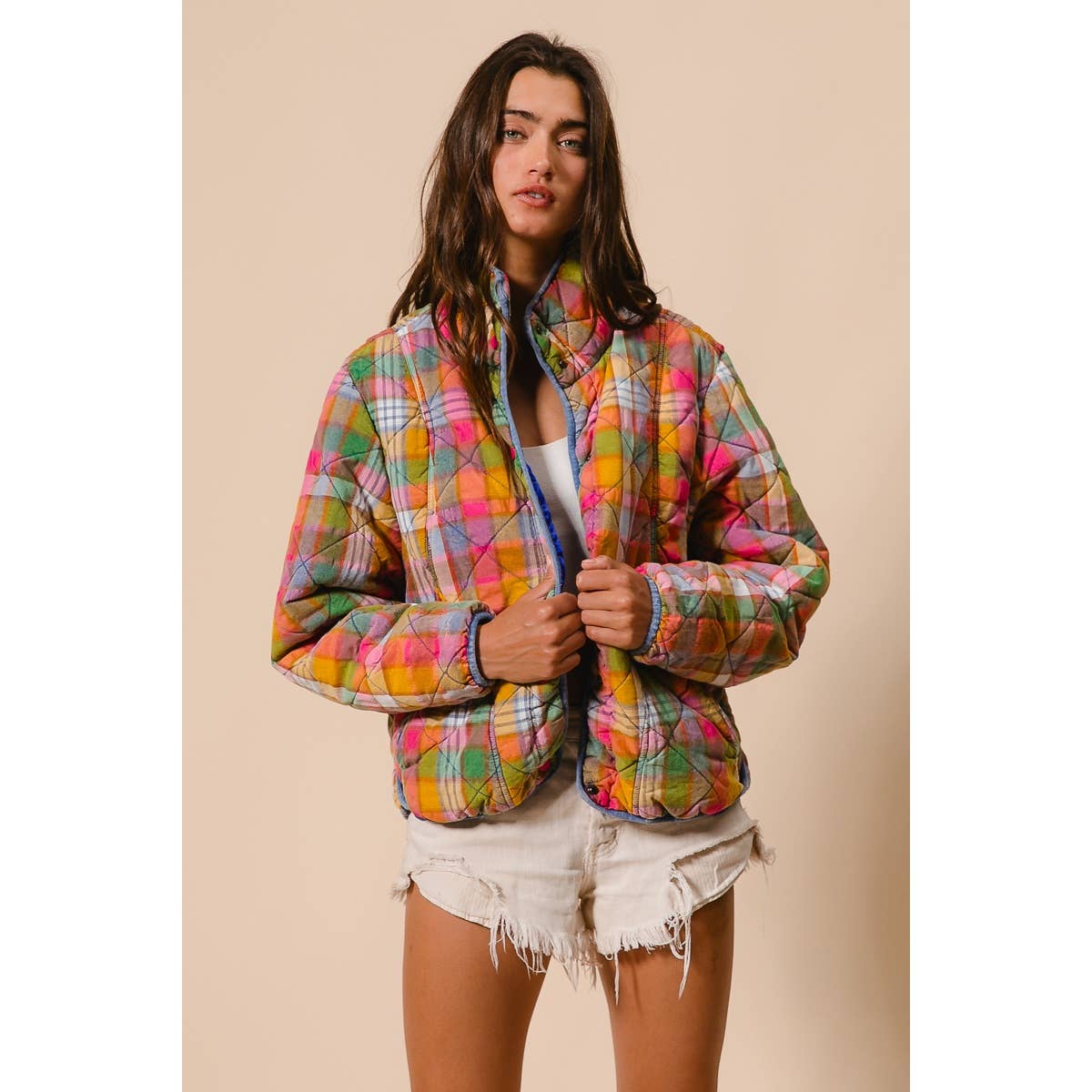BLEACHED VINTAGE PLAID QUILTED JACKET WITH POCKETS: STAINED GLASS / L
