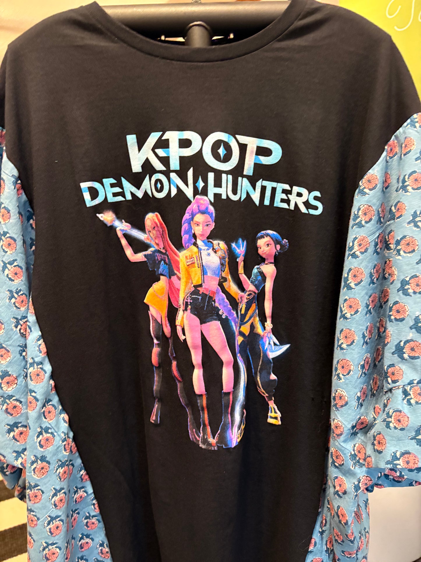 K-pop Ruffled Rockstar Top One Size Fits an XL to 4X VERY Oversized