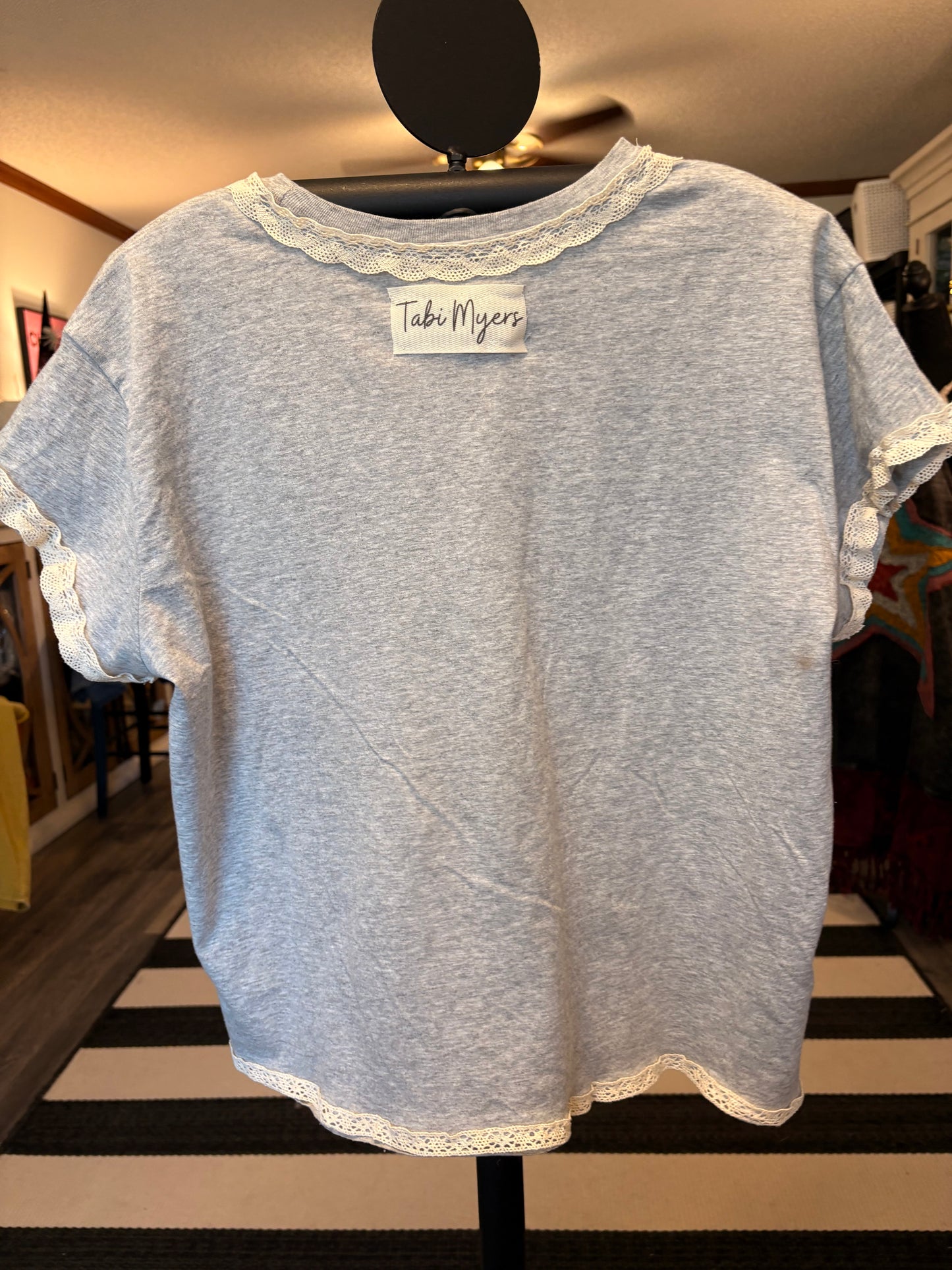 The Dead Pretty Little Tee One Size Fits a Medium/Large