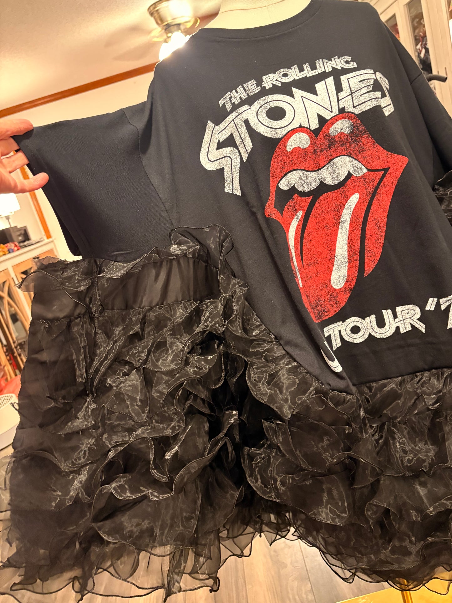 Satisfaction Rock Angel Poncho One Size Fits up to 3X