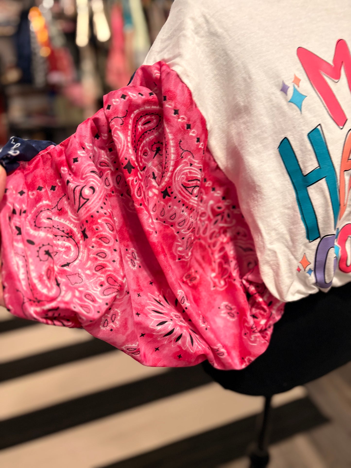Make Heaven Bubble Bandana Sleeve Tee Fits a Small to Large